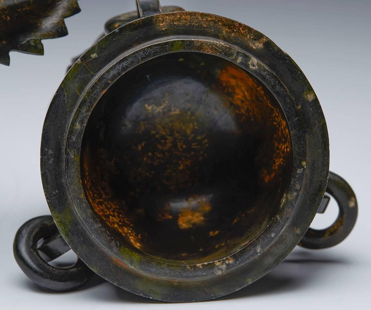Antique Chinese Carved Russet Jade Urn, circa 1900 or Later 6