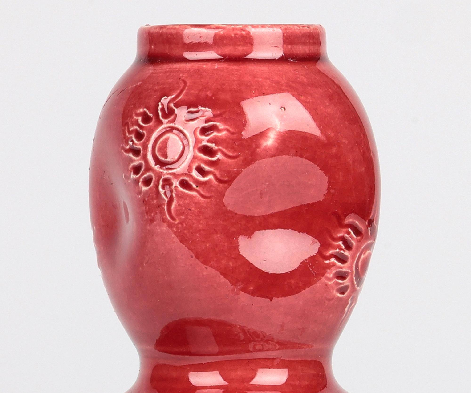 British Burmantofts Sunburst Pattern Red Glazed Double Gourd Art Pottery Vase For Sale