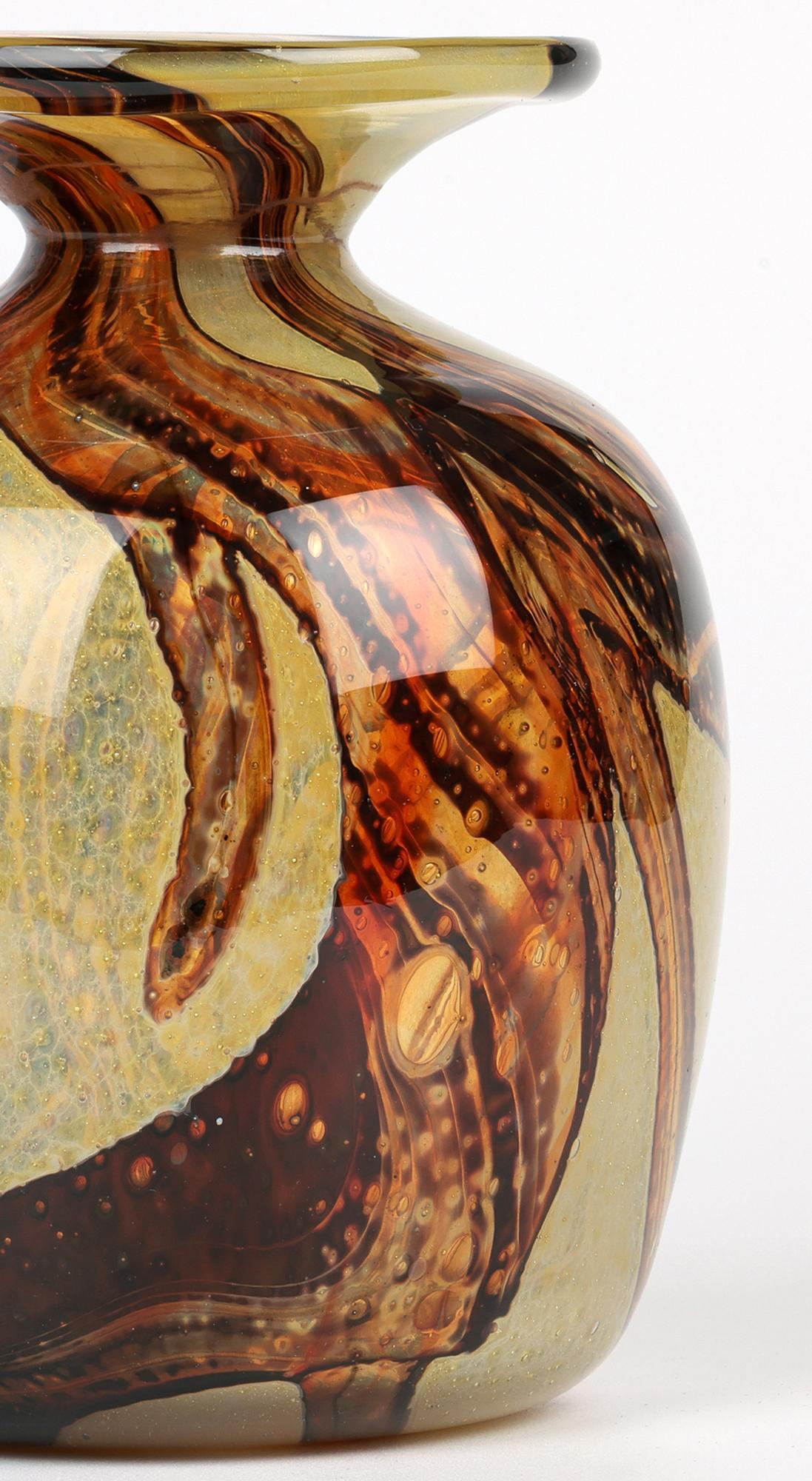 Fait main Eric Dobson et Michael Harris pour Mdina Studio Glass Vase à sable en vente