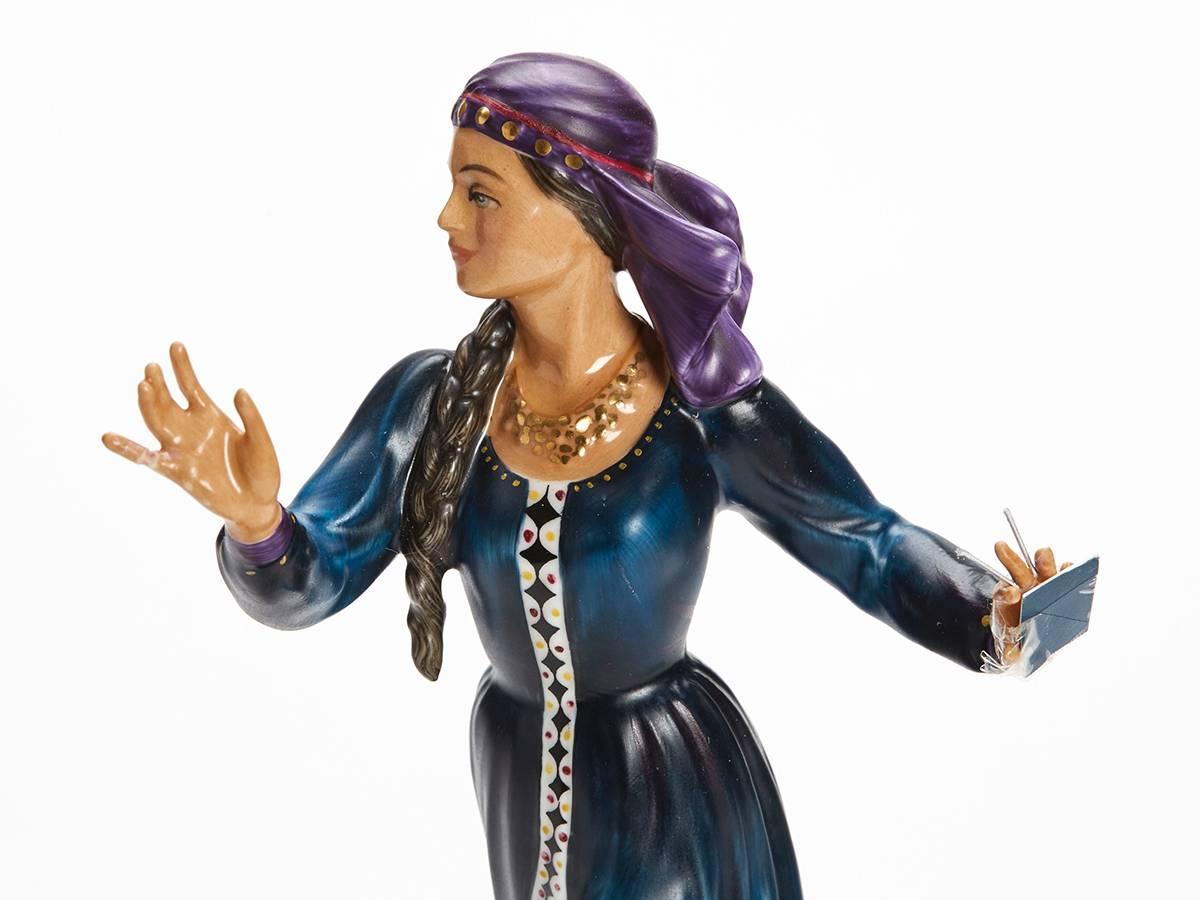 Fin du 20e siècle Figurine de danseuse kurde Royal Doulton, 1978 en vente