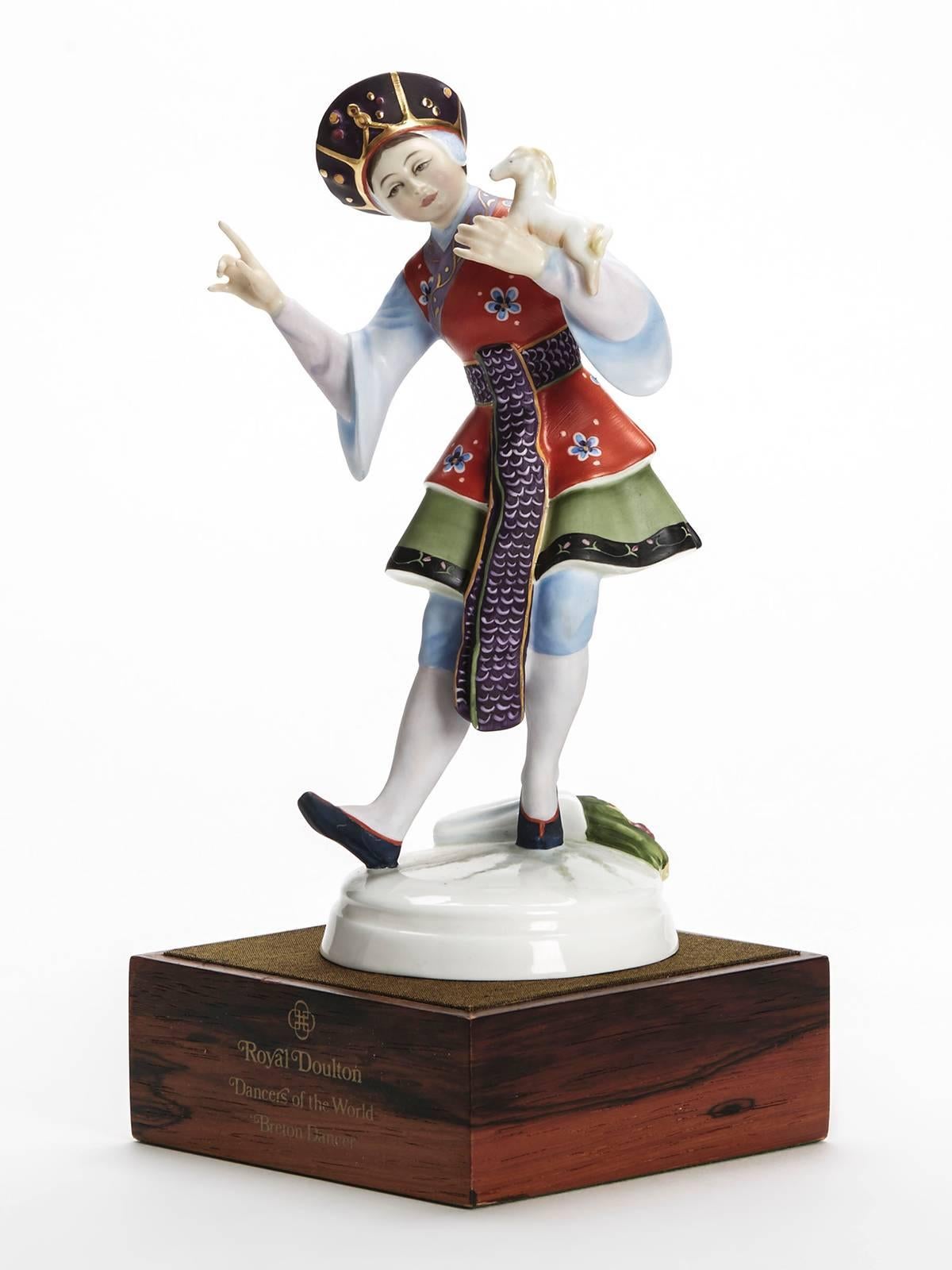 Originating from a private collection a vintage limited edition Royal Doulton dancers of the World Series porcelain figurine titled Chinese dancer and numbered HN2840. Designed by Peggy Davies the figure is one of 12 figures produced by Royal