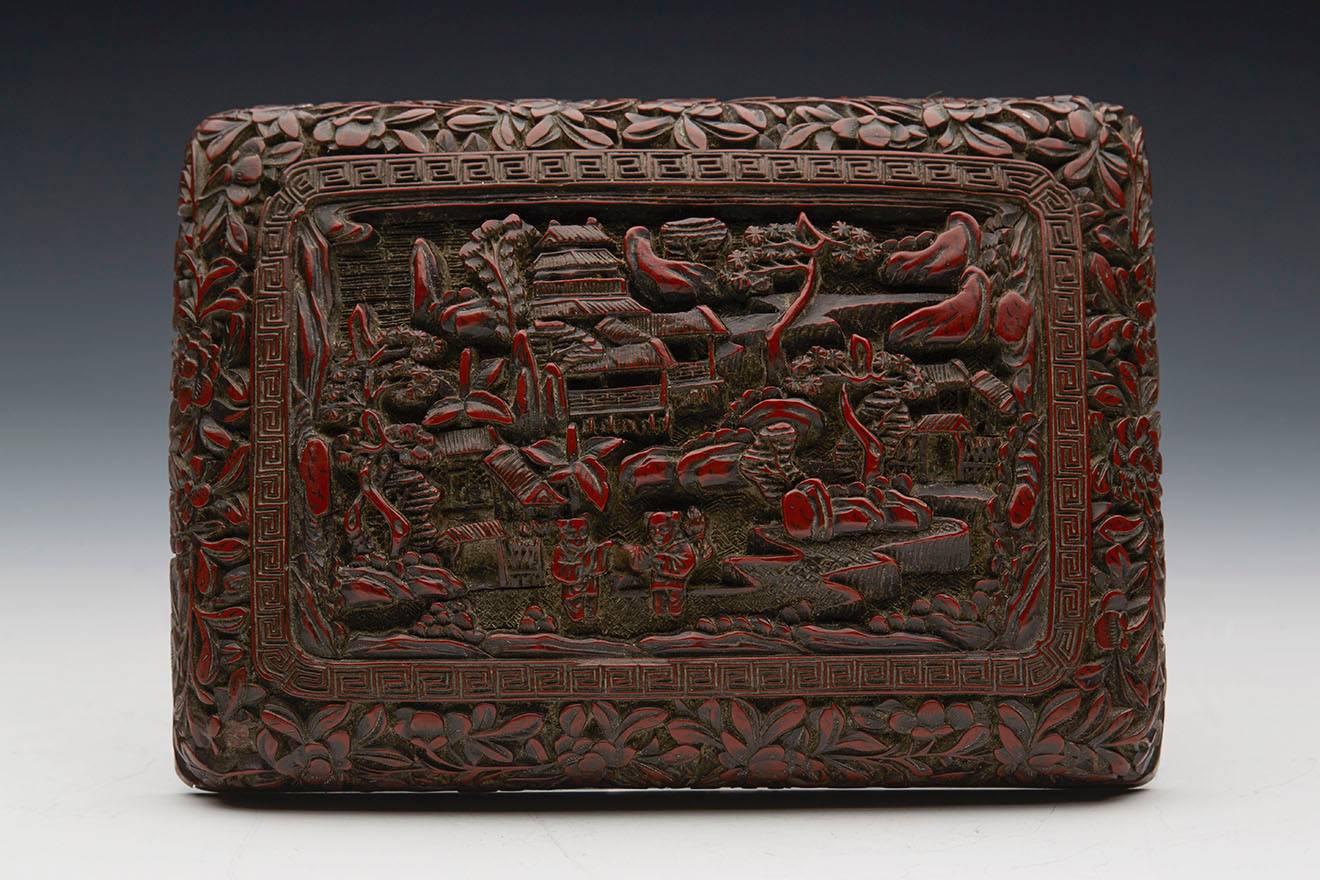 Antique Chinese Qing Cinnabar Lacquered Box, 19th Century In Good Condition In Bishop's Stortford, Hertfordshire