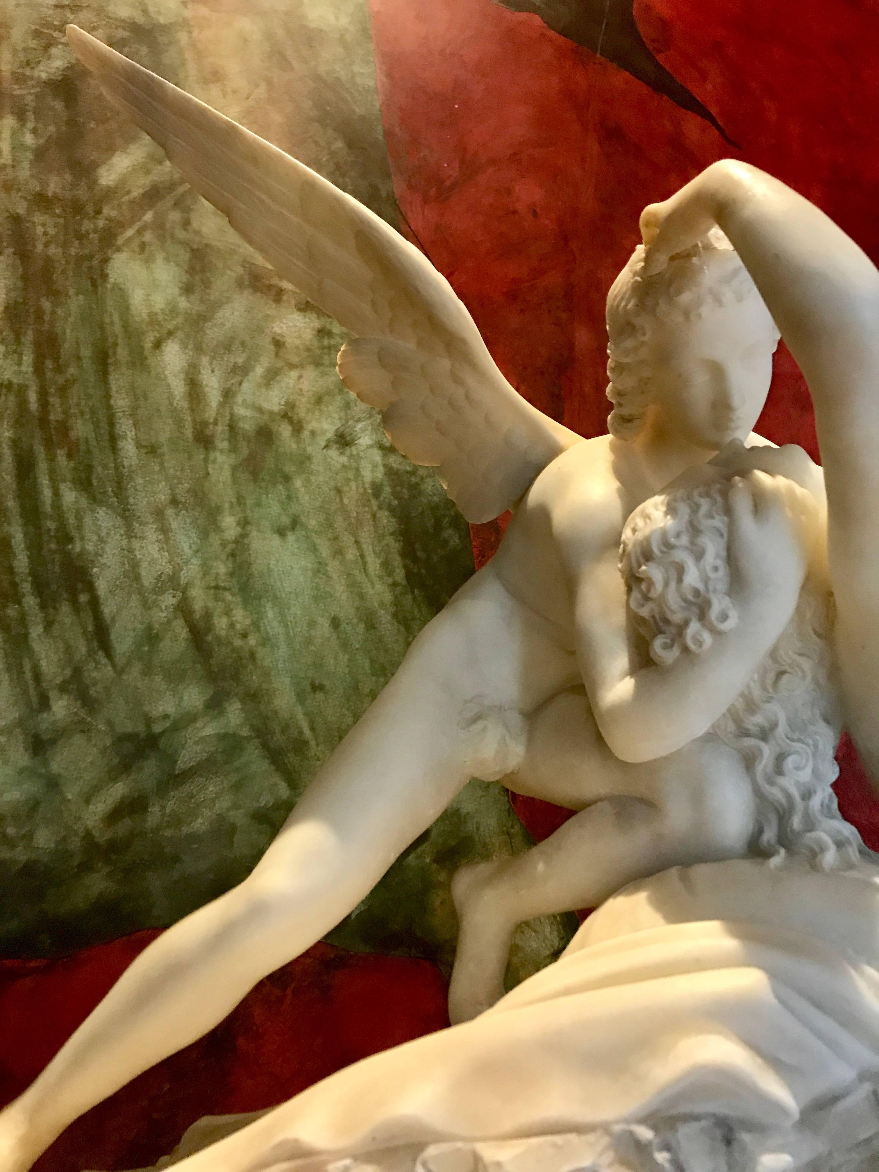 Skulptur von Amor und Psyche (Neoklassisch) im Angebot