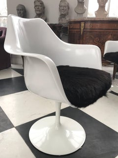 Set of 8 Knoll Tulip Chairs