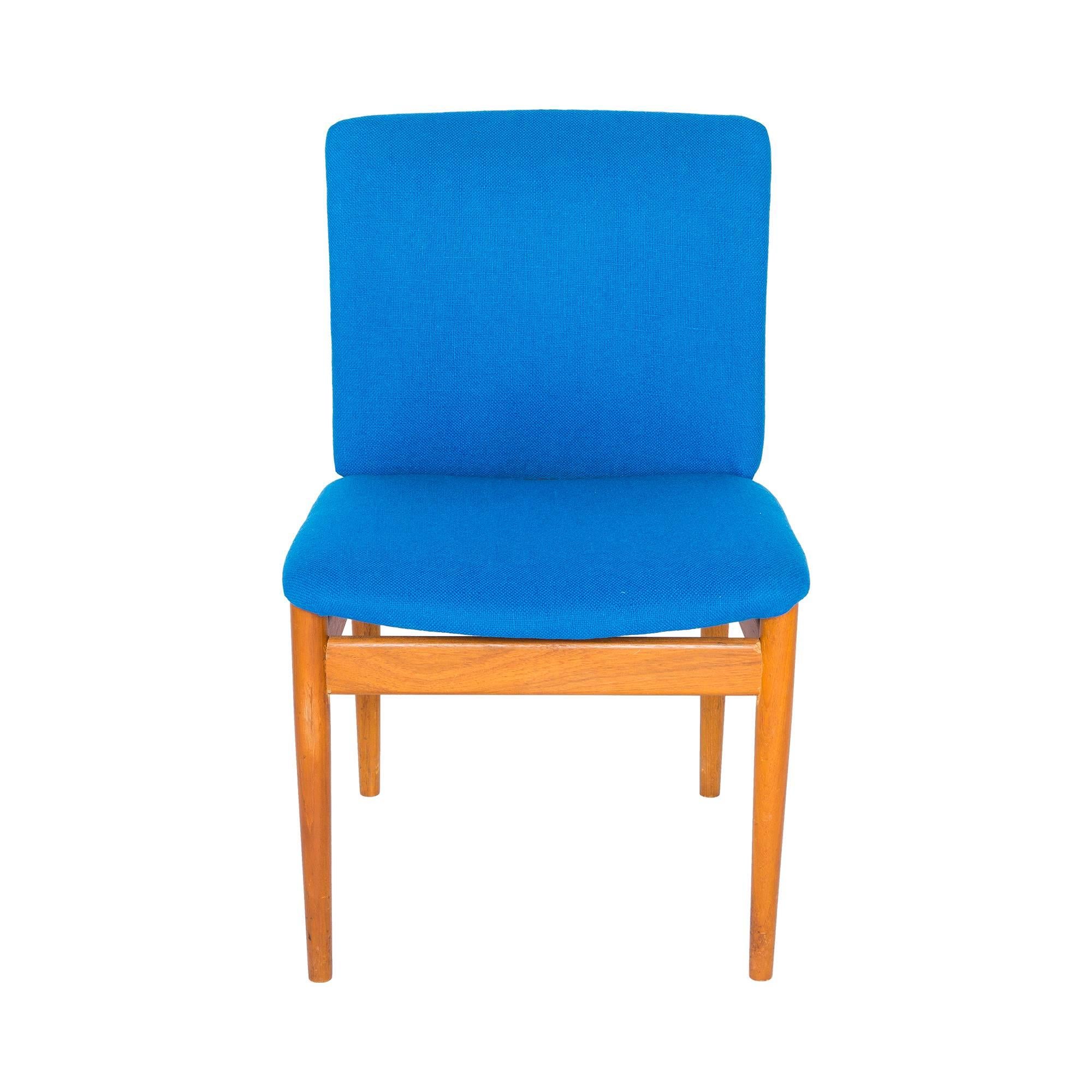 These model 191 dining side chairs, by Finn Juhl for France & Son / Daverkosen, are excellent examples, with rich color and grain in the Teak and vibrant color in the original upholstery. Each adorned with pristine plaques from John Stuart, which