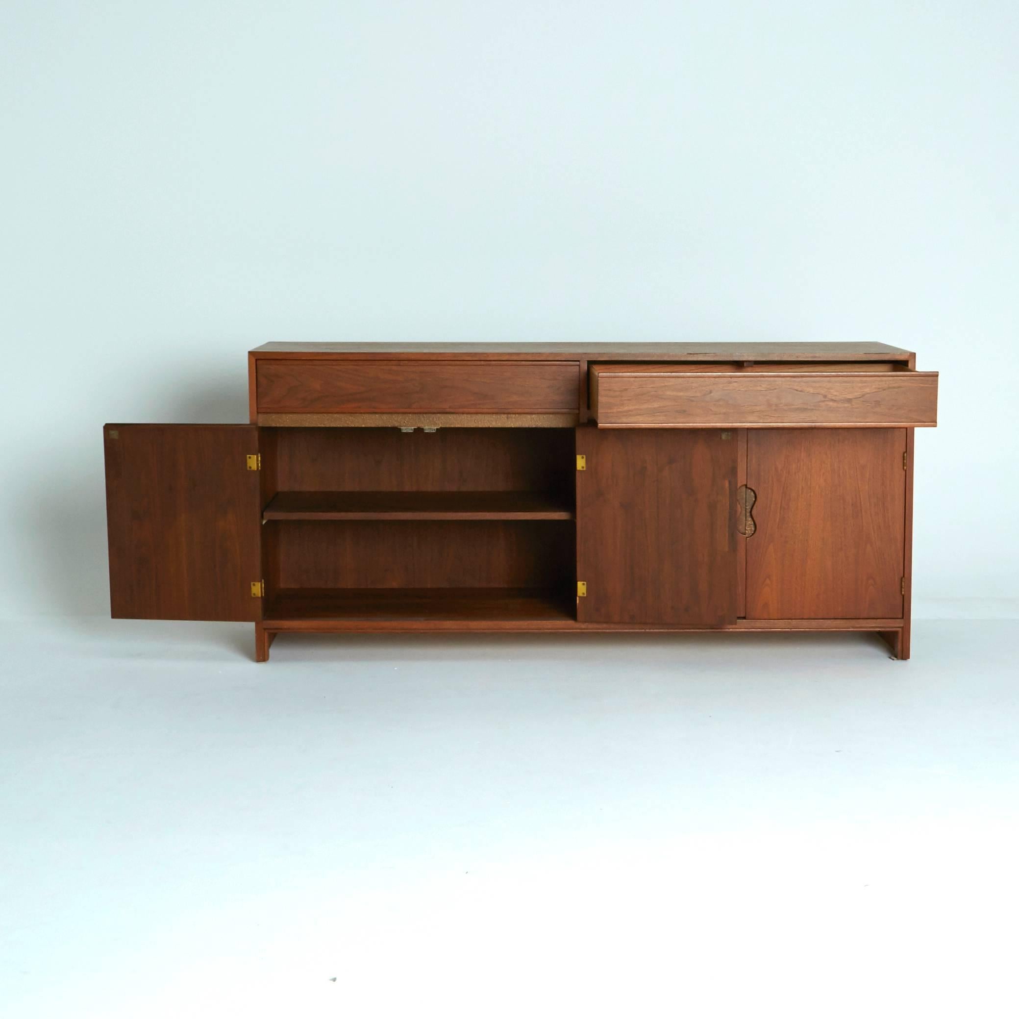 American Walnut Credenza by Paul Laszlo for Brown Saltman, Rare, Marked - ON SALE