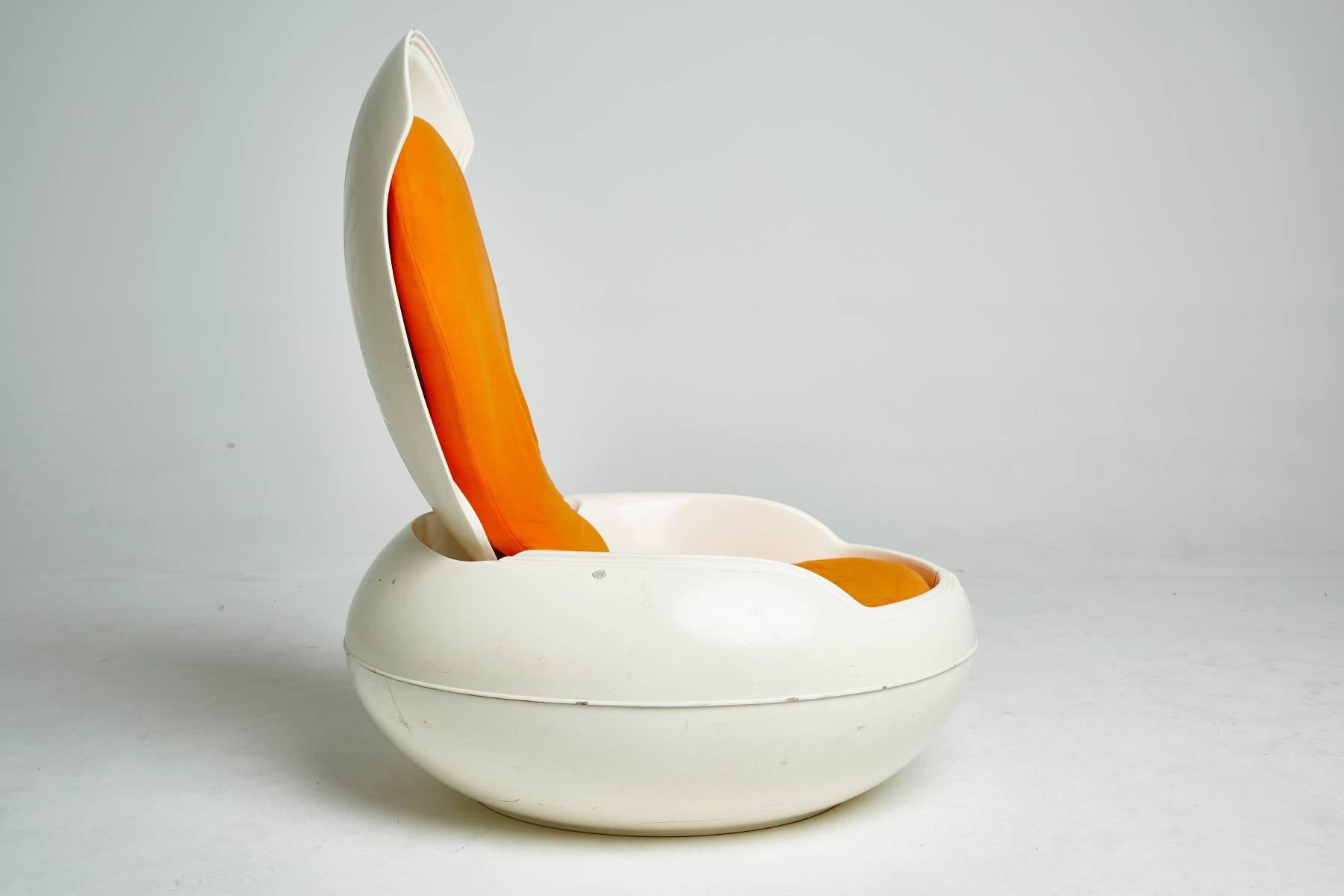 peter ghyczy egg chair
