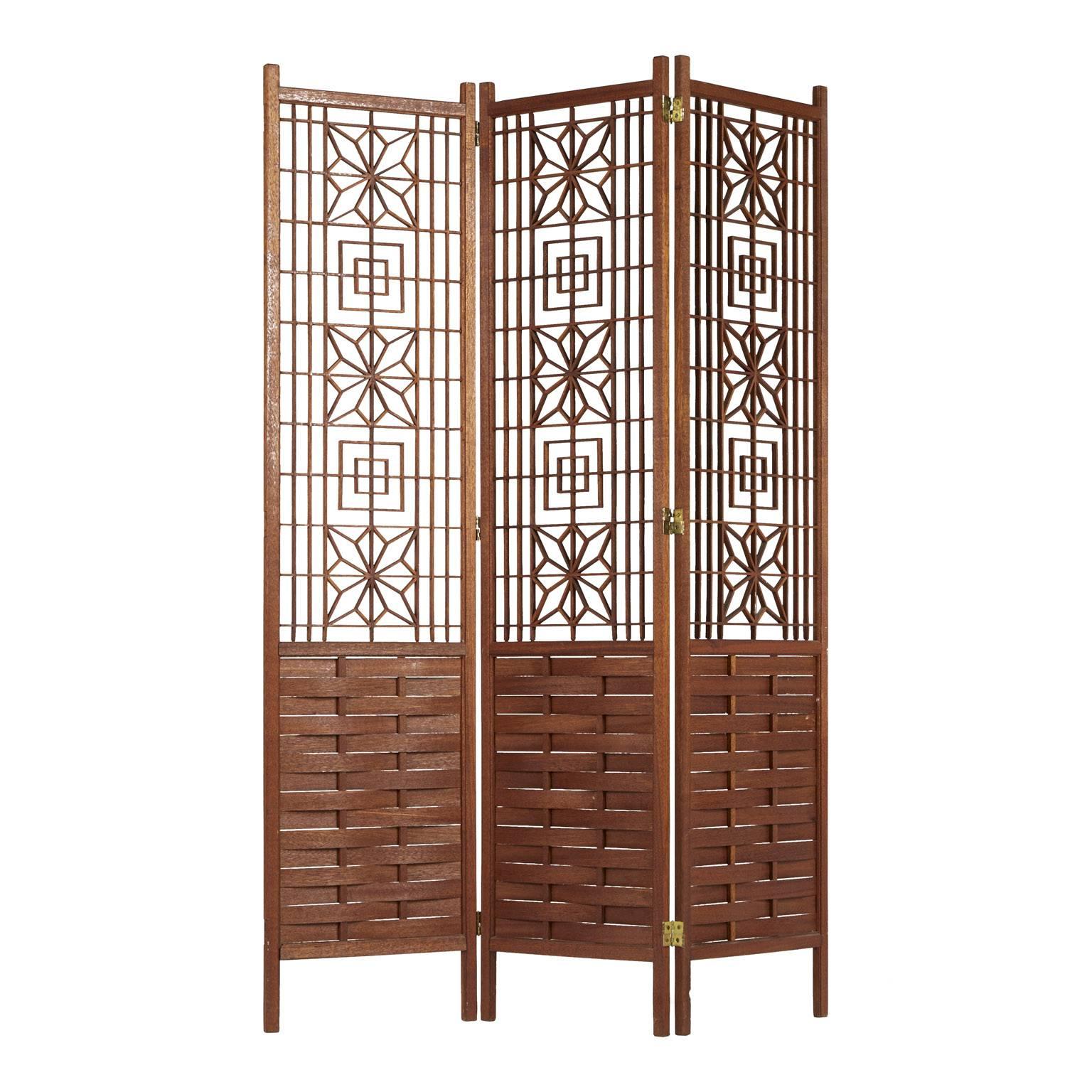 Ornate Latticed Wooden Folding Screen Room Divider, circa 1960s