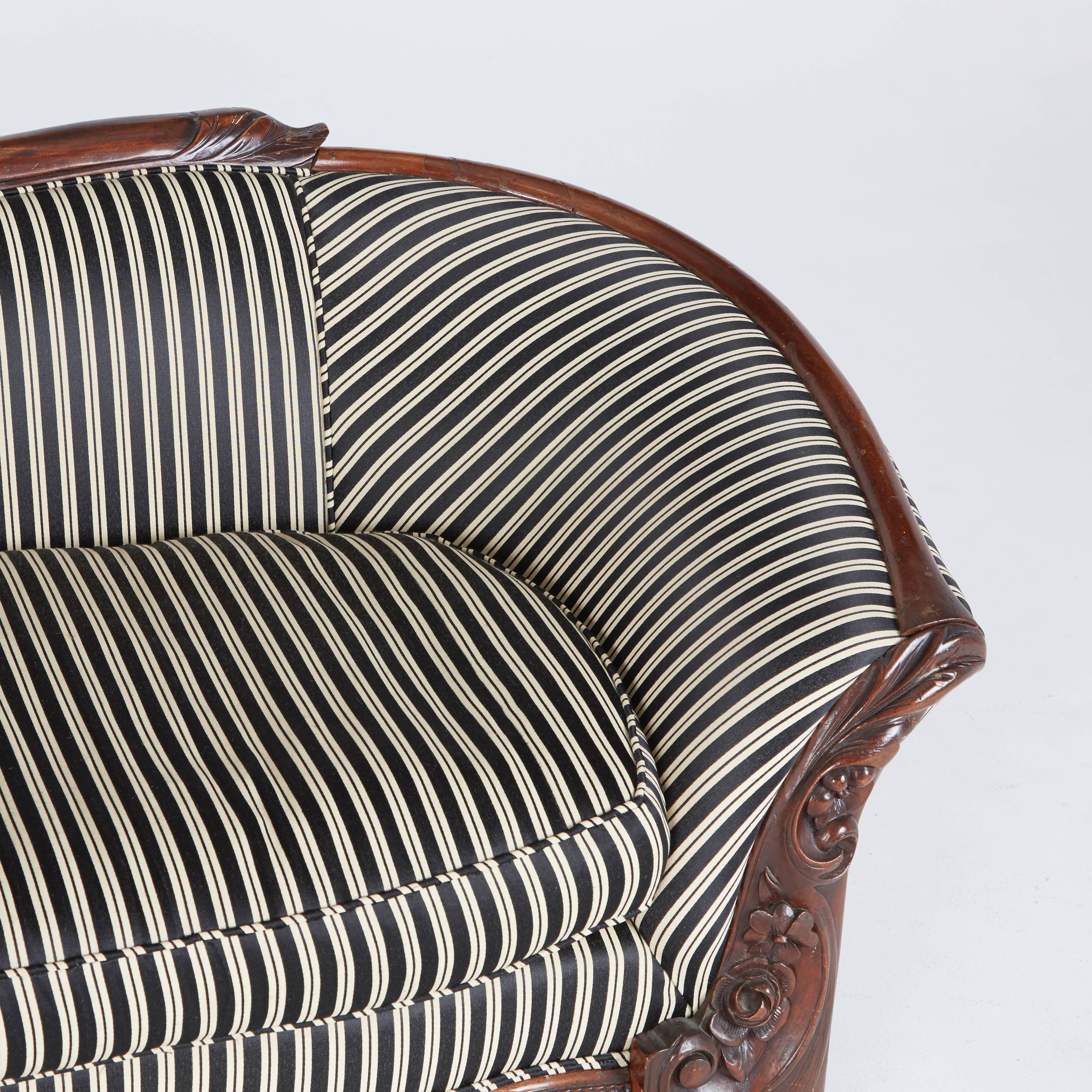 Victorian Rococo Revival Sofa, Carved Walnut with Striped Upholstery, circa 1880 3