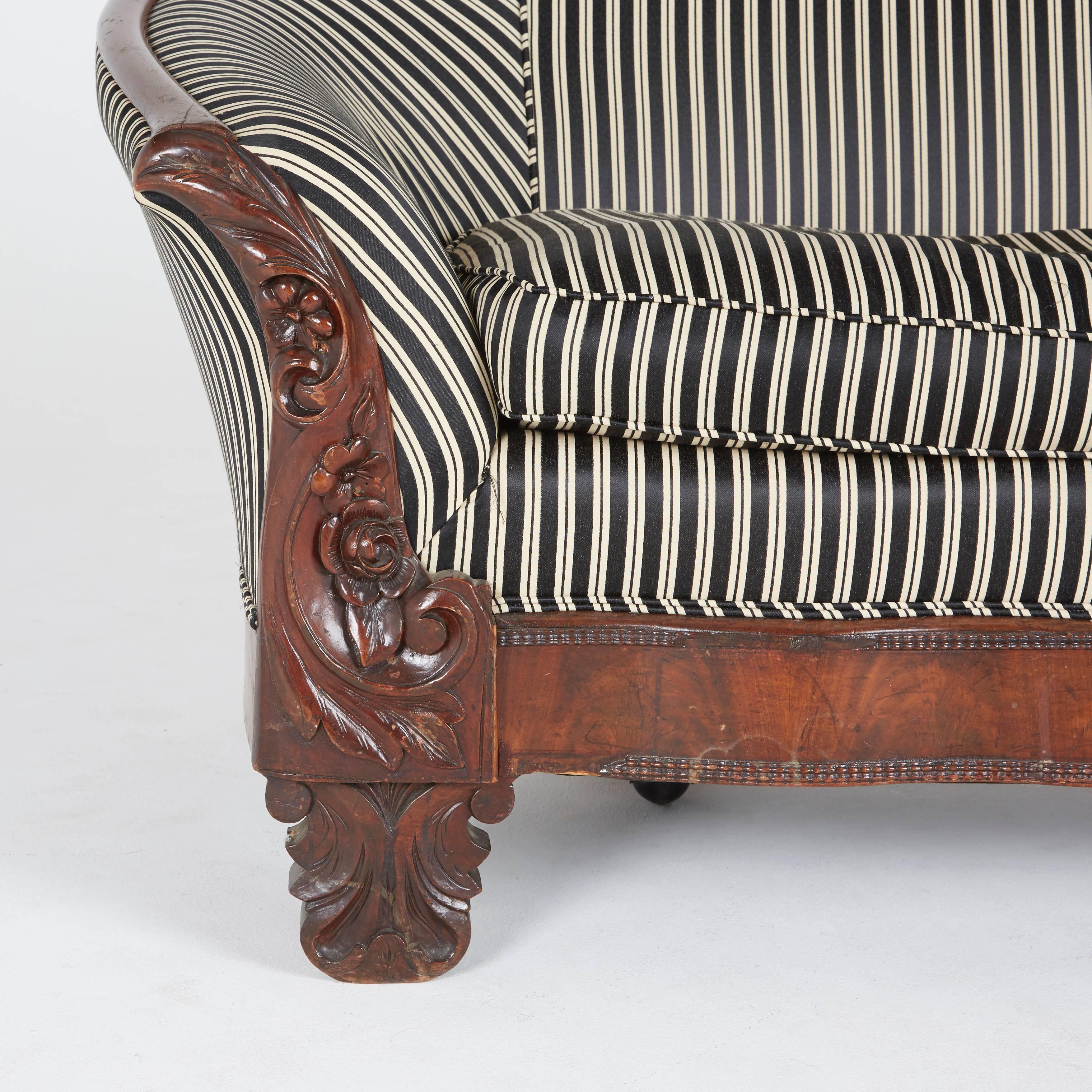 Victorian Rococo Revival Sofa, Carved Walnut with Striped Upholstery, circa 1880 In Excellent Condition In Los Angeles, CA