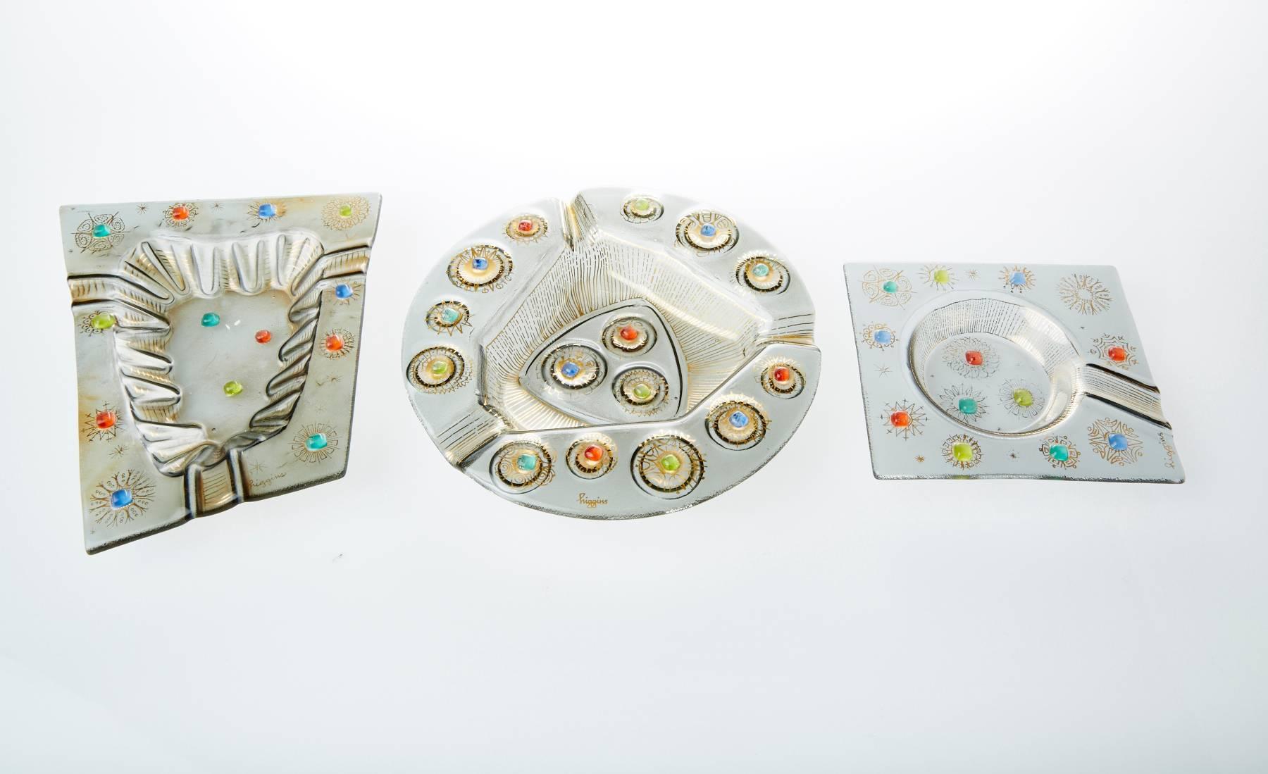 Glass artists Michael and Frances Higgins were considered to be Pioneers of the fused glass process. The Chicagan duo first developed their craft for Higgins Studio in 1948 and is still in production today. These unique pieces produced by the