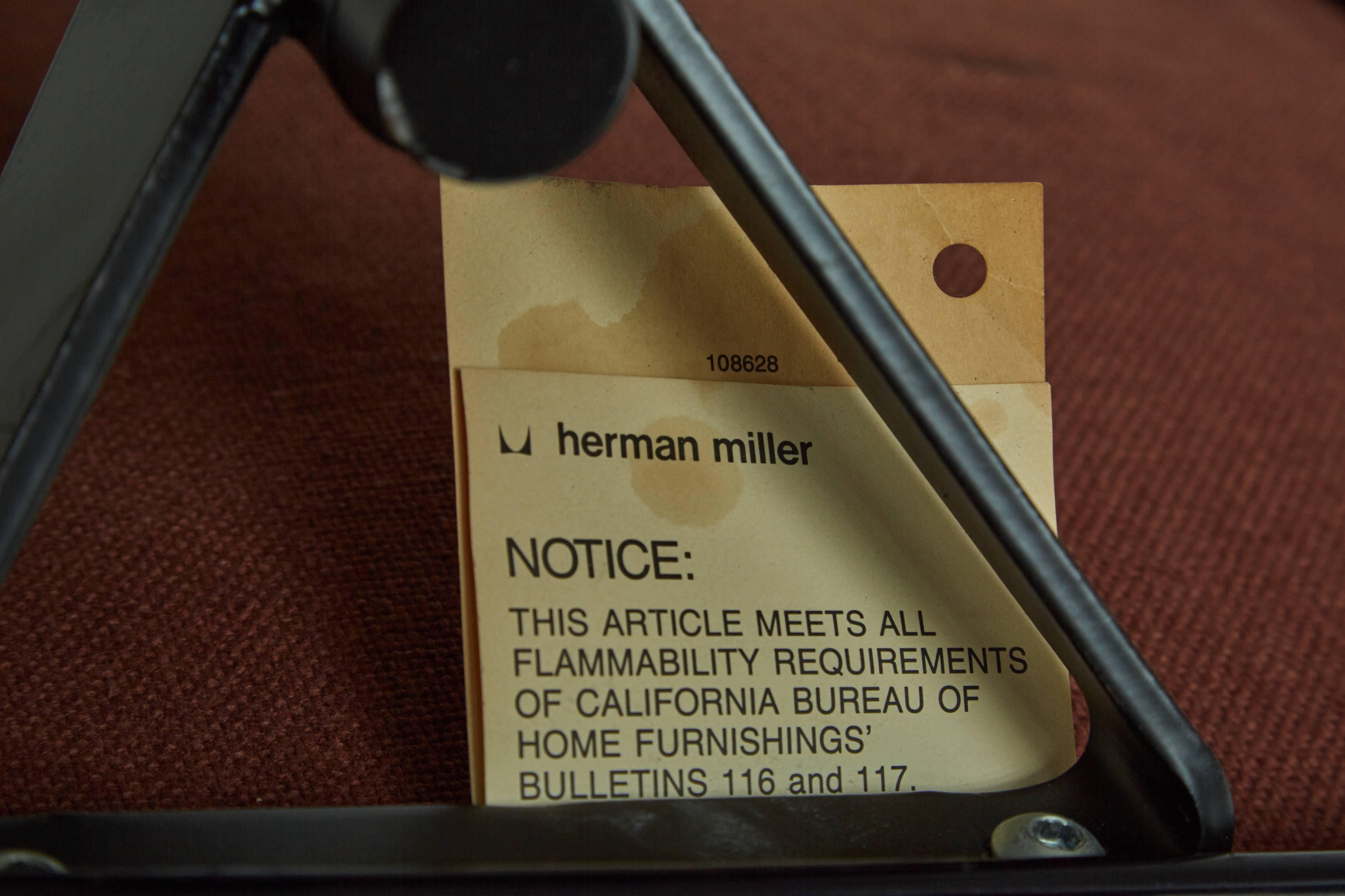 Aluminum Soft Pad Management and Executive Desk Chairs by Charles Eames for Herman Miller