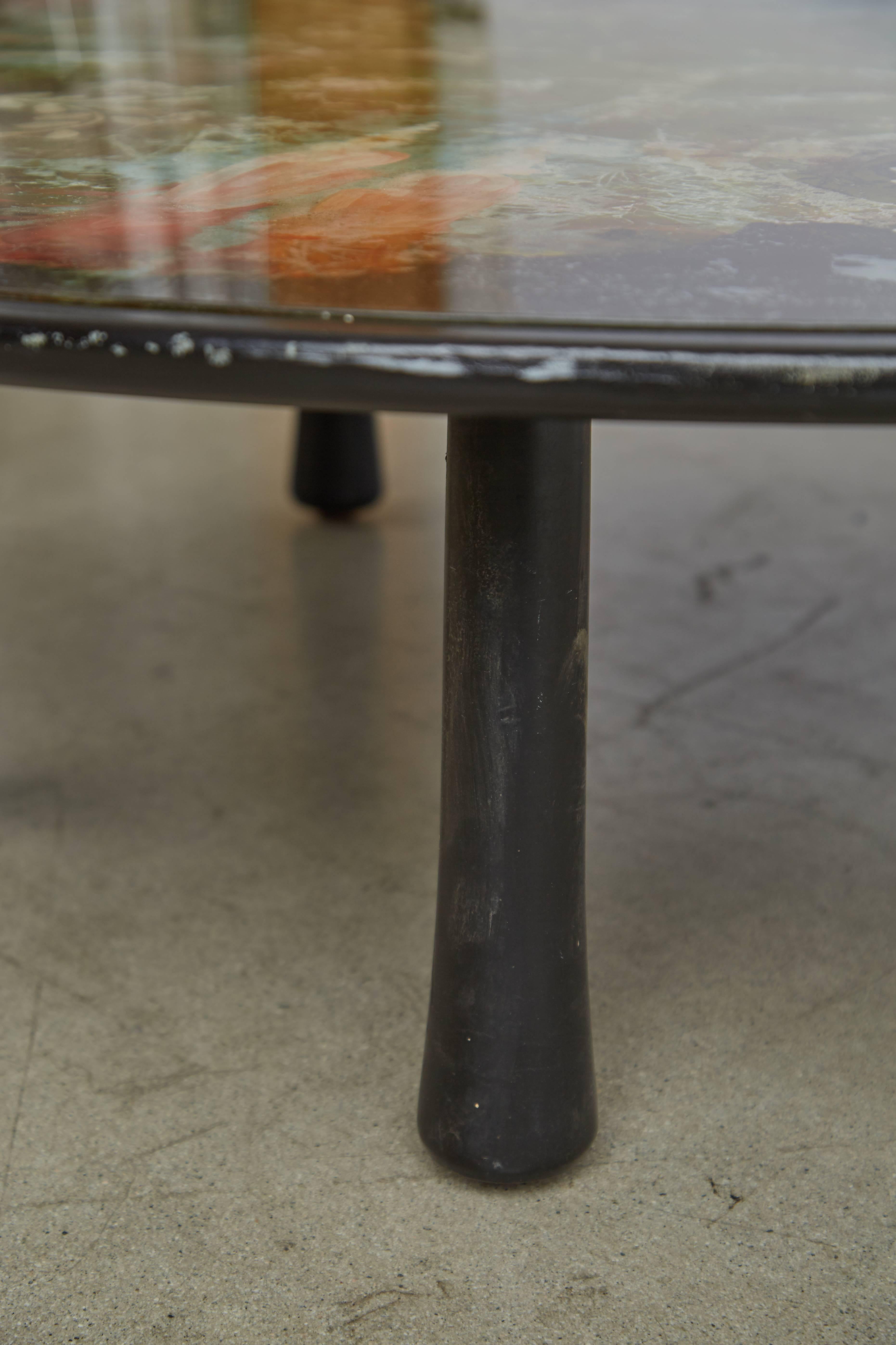 Mid-20th Century Scandinavian Verre Églomisé Round Floral Painted Coffee Table, circa 1940