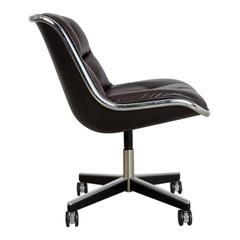 Charles Pollock for Knoll Dark Brown Leather Executive Desk Chair, circa 1980