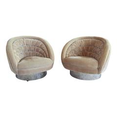 Vladimir Kagan Crescent Swivel Lounge Chairs from Chase Designed Home, Pair
