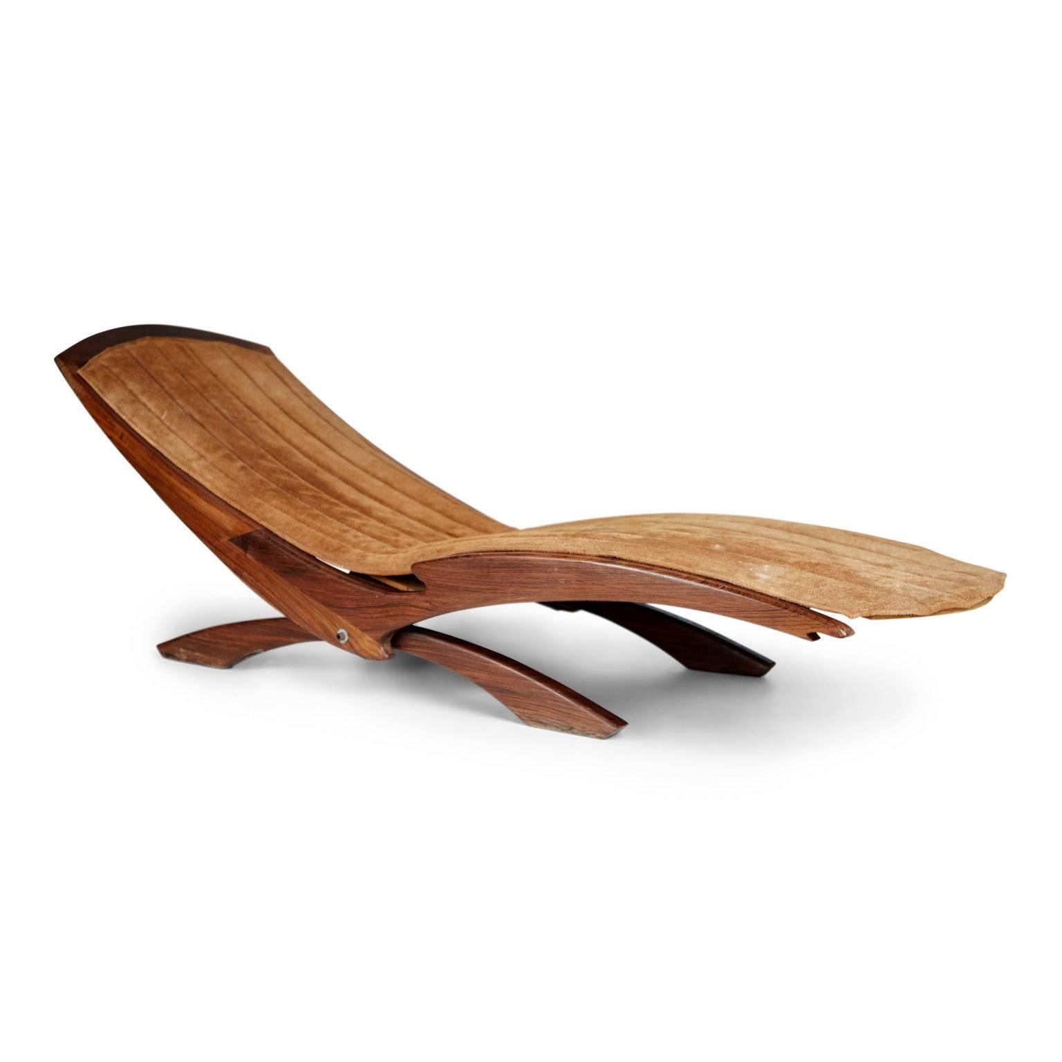 Recently imported from a private collection in Brazil that included many items from Jorge Zalszupin, Sergio Rodrigues, Percival Lafer, and other coveted Brazilian designs, this opulent lounger oozes sophistication and finesse. The sleekly