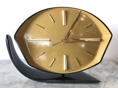 Geometric Modern Age Bakelite Table Clock, circa 1940