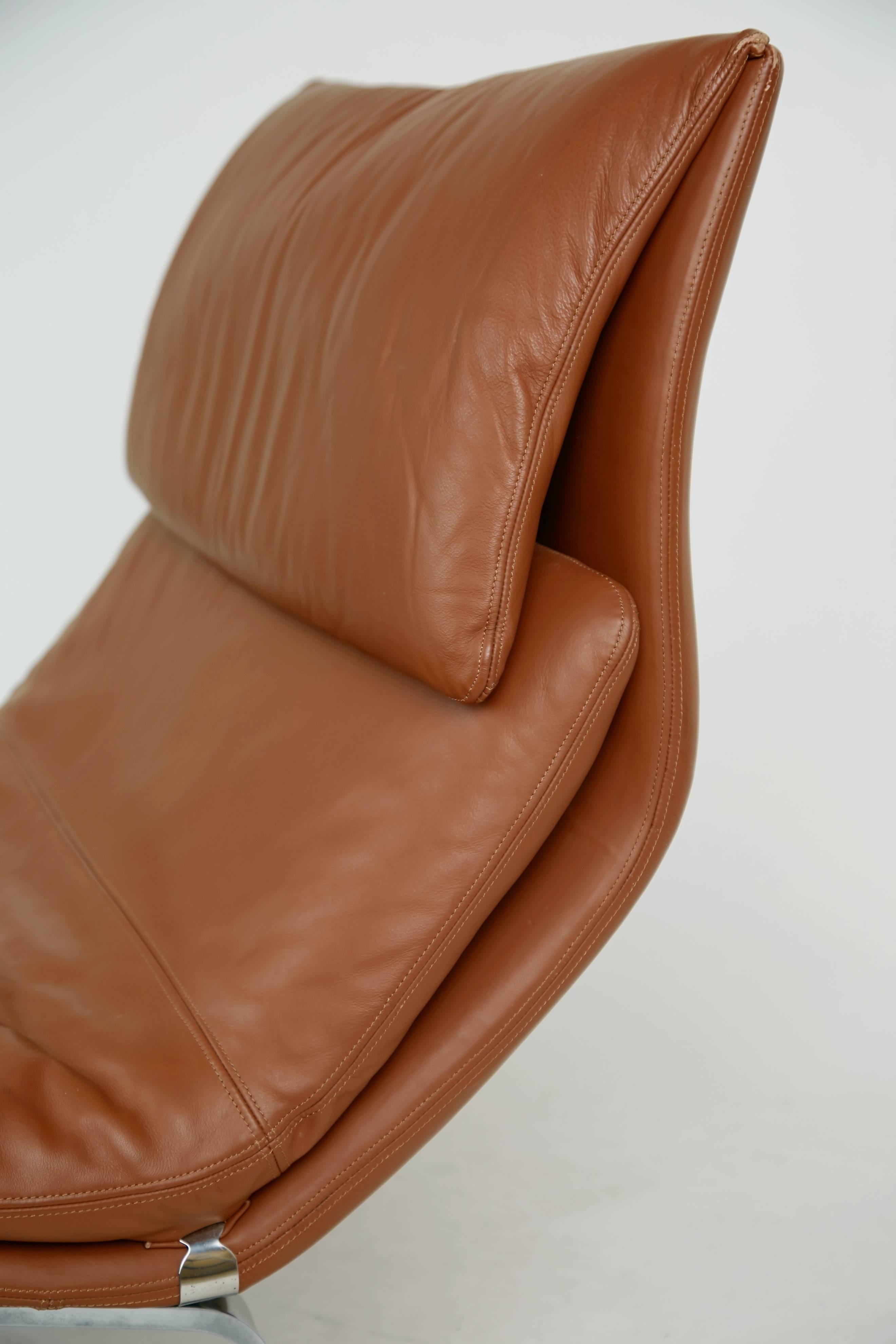 Onda Leather Lounge Chair by Giovanni Offredi for Saporiti Italia, circa 1970 1