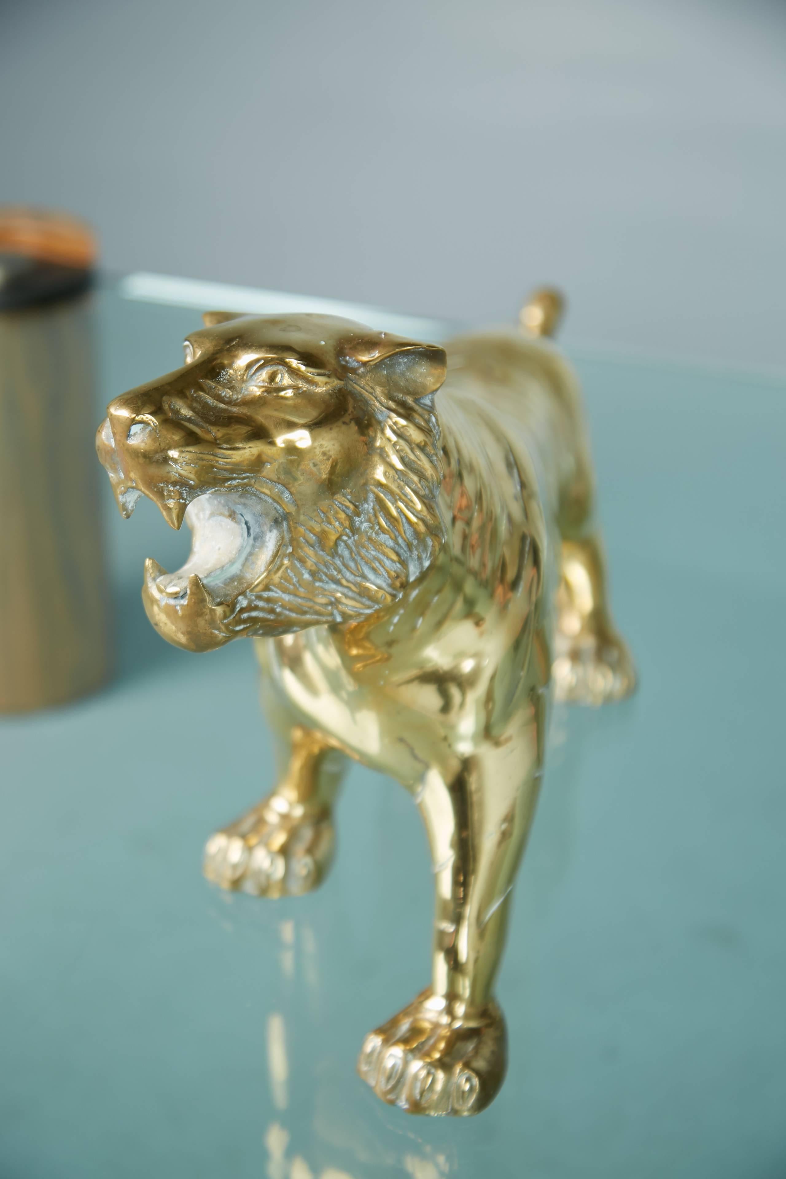 Mid-Century Modern Majestic Brass Tiger Sculpture or Door Stop, circa 1970