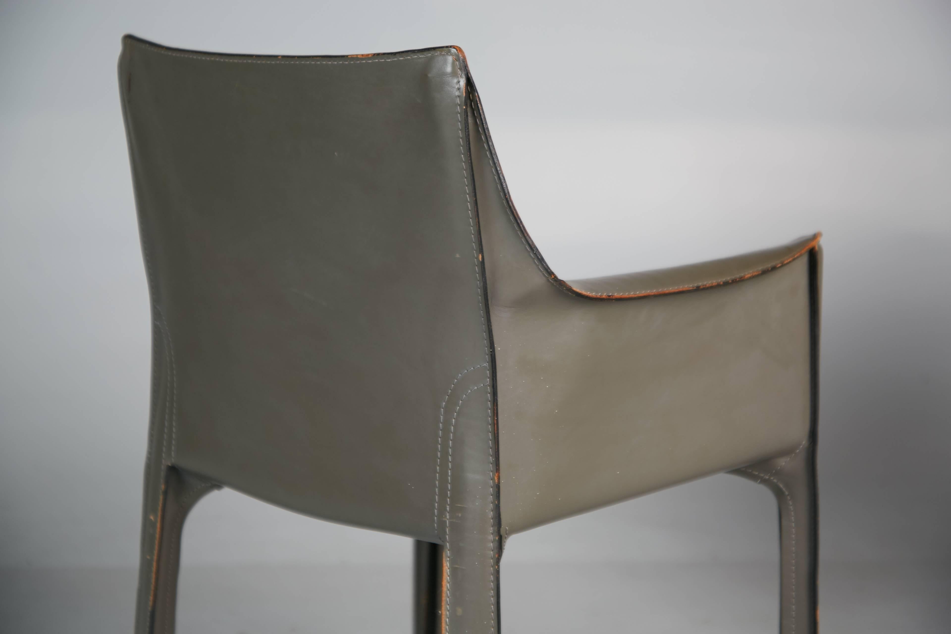 Mario Bellini Pair of Grey Leather Cab Armchairs for Cassina, Italy 2