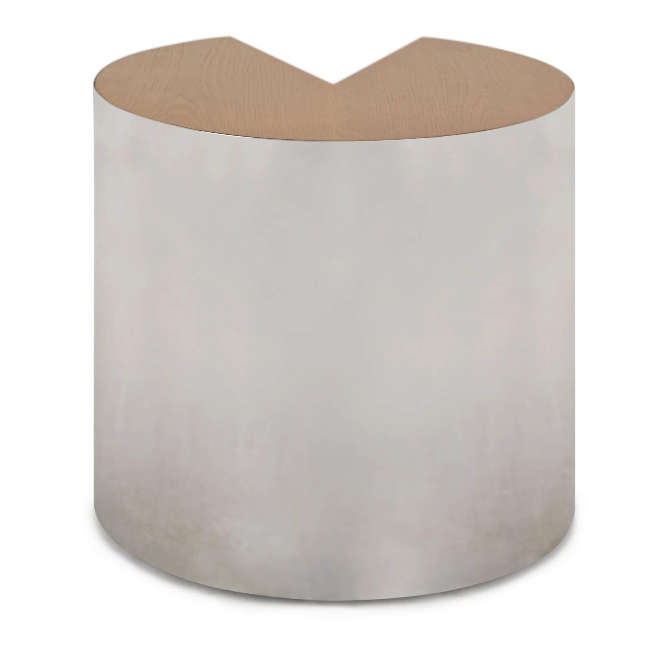 High quality and well-made chrome fronted circular shaped Pace side table with veneer wood cut-out shape, which provides a visually interesting contrast of materials and textures. This 