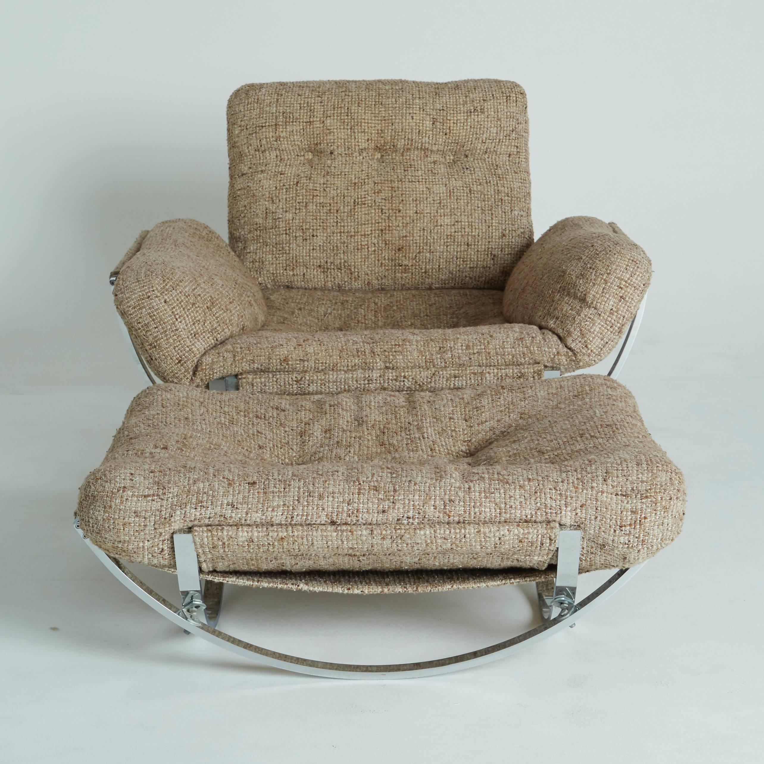 Unknown Floating Tan Wool Sculptural Lounge Chair and Ottoman by Lennart Bender, 1970s