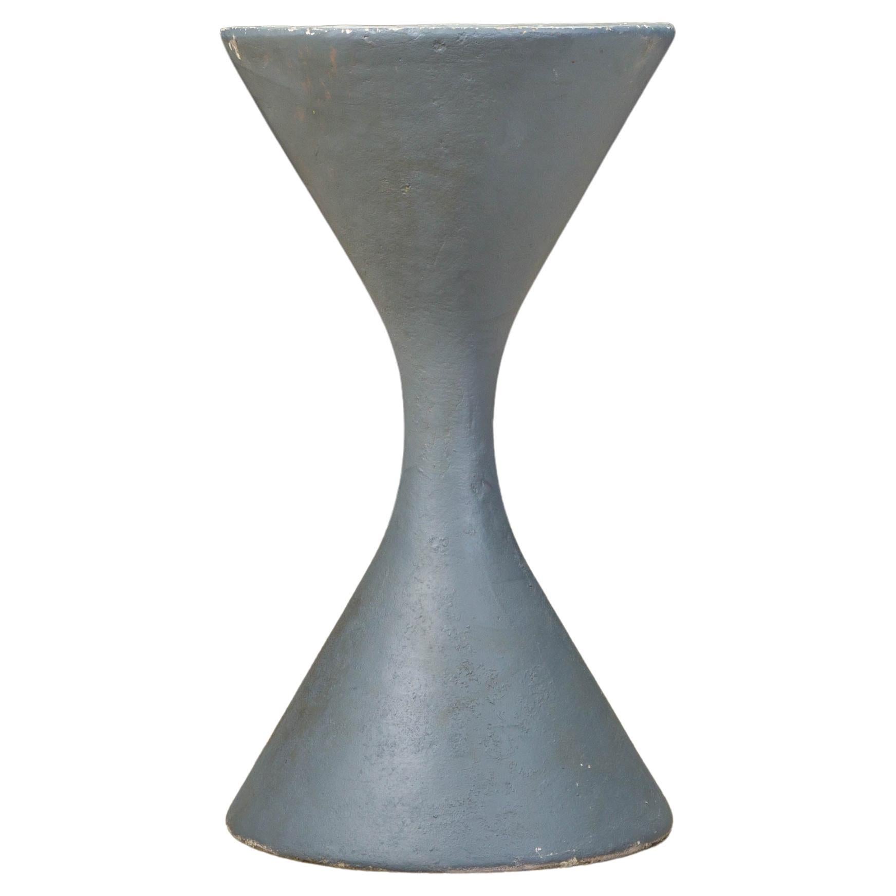 Willy Guhl für Eternit 'Diablo' Concrete Sanduhr-Pflanzgefäße aus Beton, ca. 1968