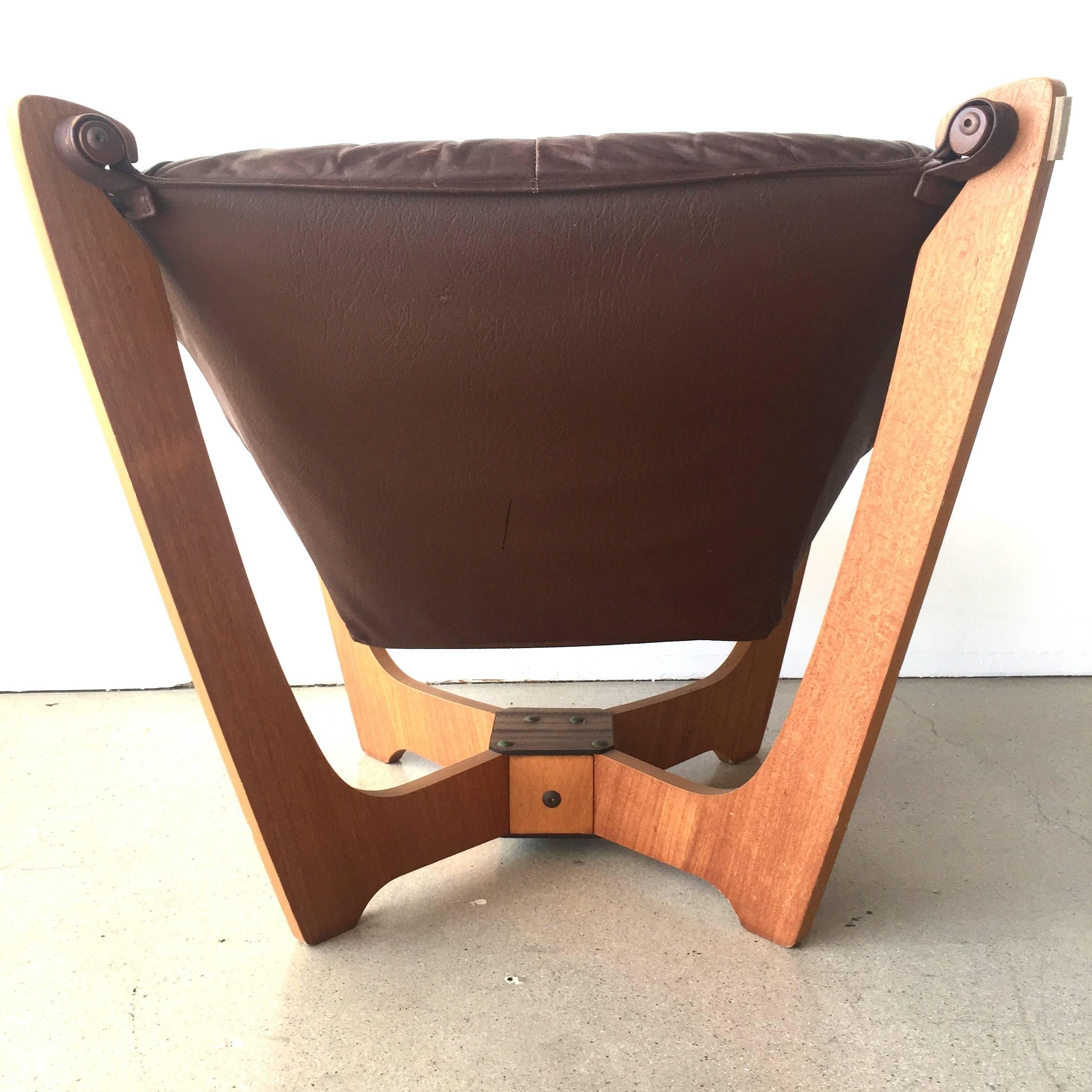 odd knutsen luna chair