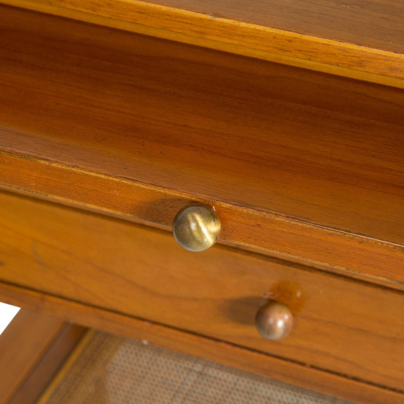Mid-20th Century John Widdicomb Nightstands Cherry Side Tables