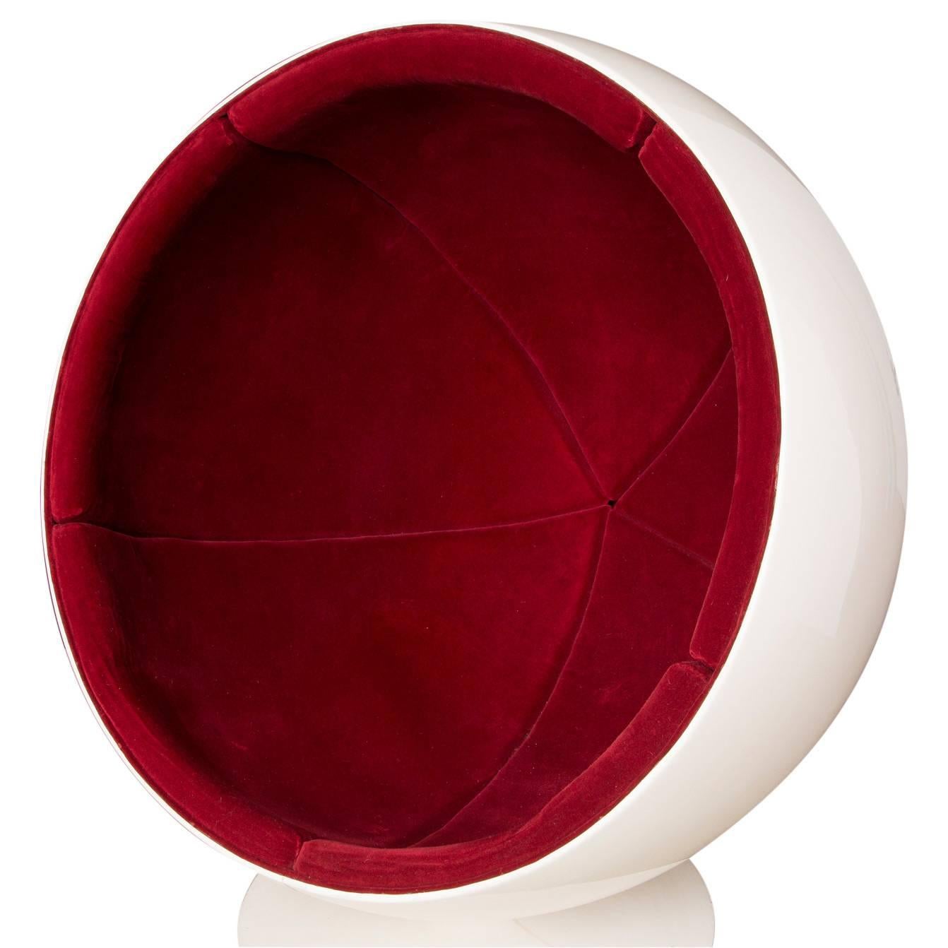 Eero Aarnio Red Velvet Ball Chair for Asko In Excellent Condition In Los Angeles, CA