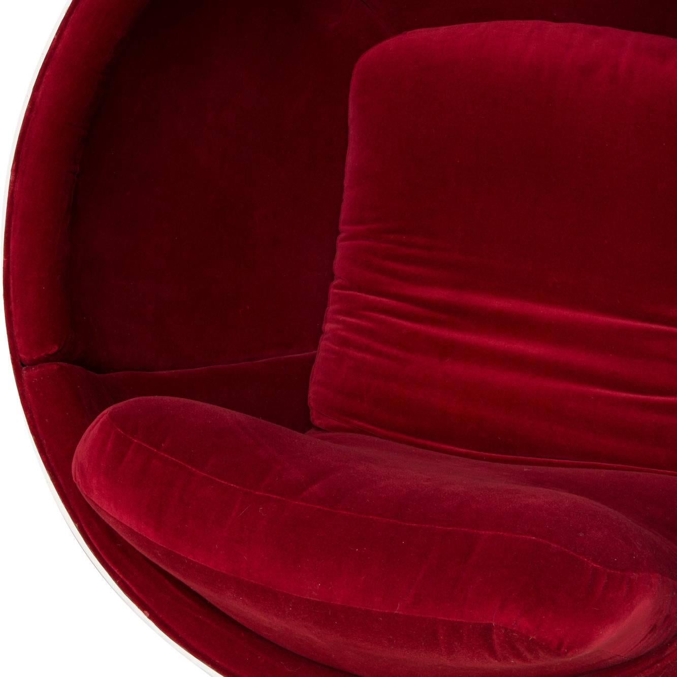 Mid-Century Modern Eero Aarnio Red Velvet Ball Chair for Asko