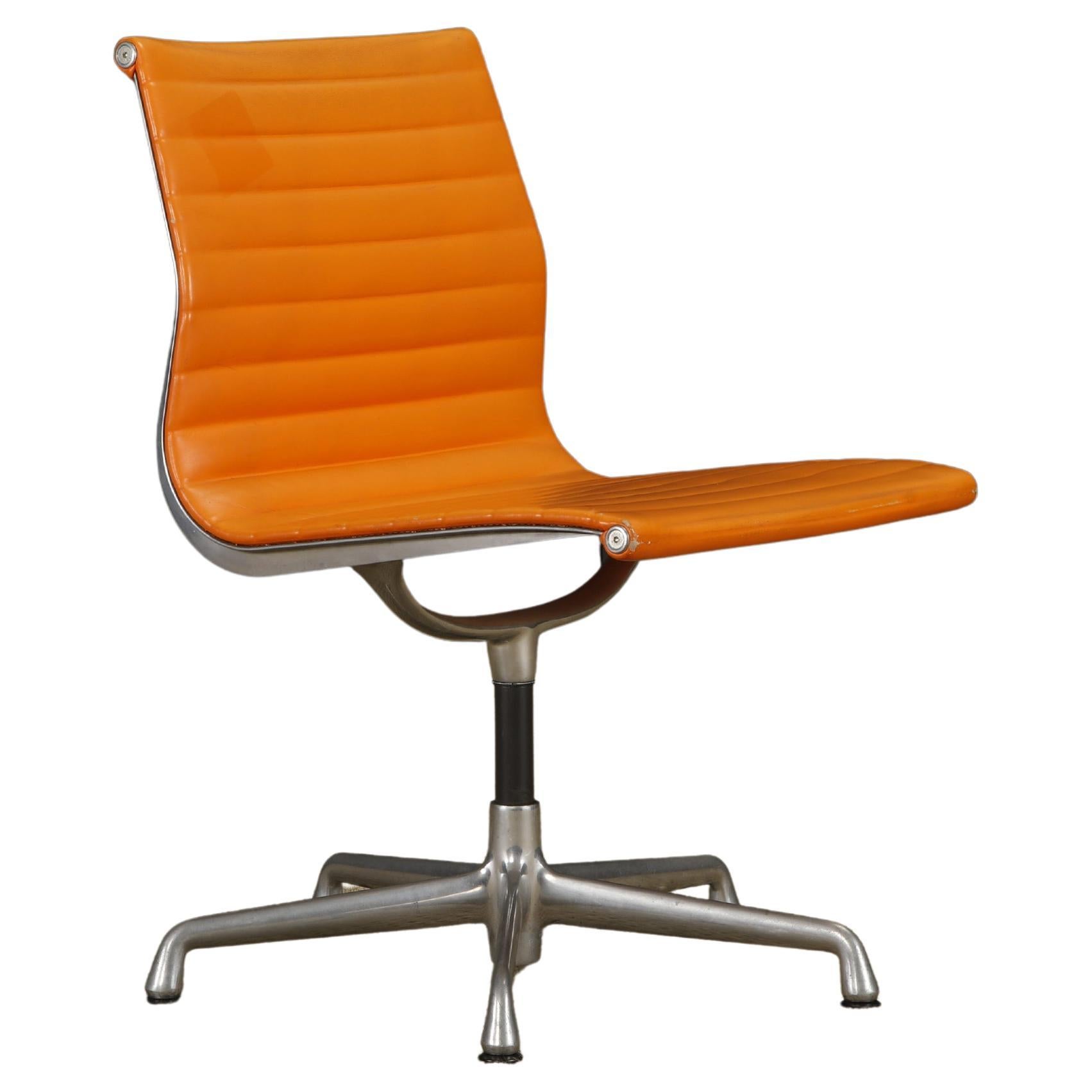 'Aluminum Group' Swivel Chair by Charles Eames for Herman Miller, 1980s, Signed