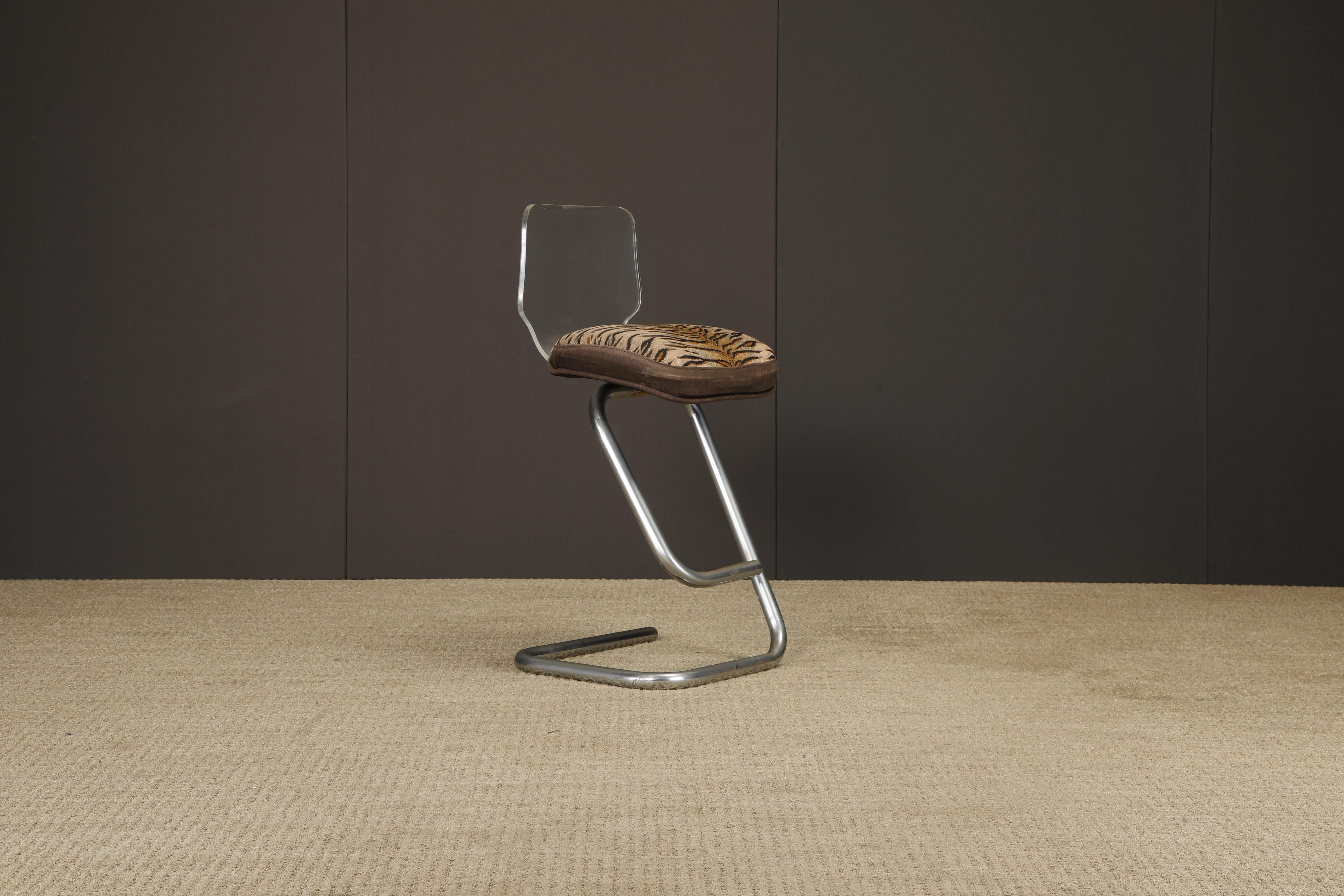 Pair of Lucite and Chrome Barstools by Luigi Bardini for Miniforms Italy, 1970s For Sale 5