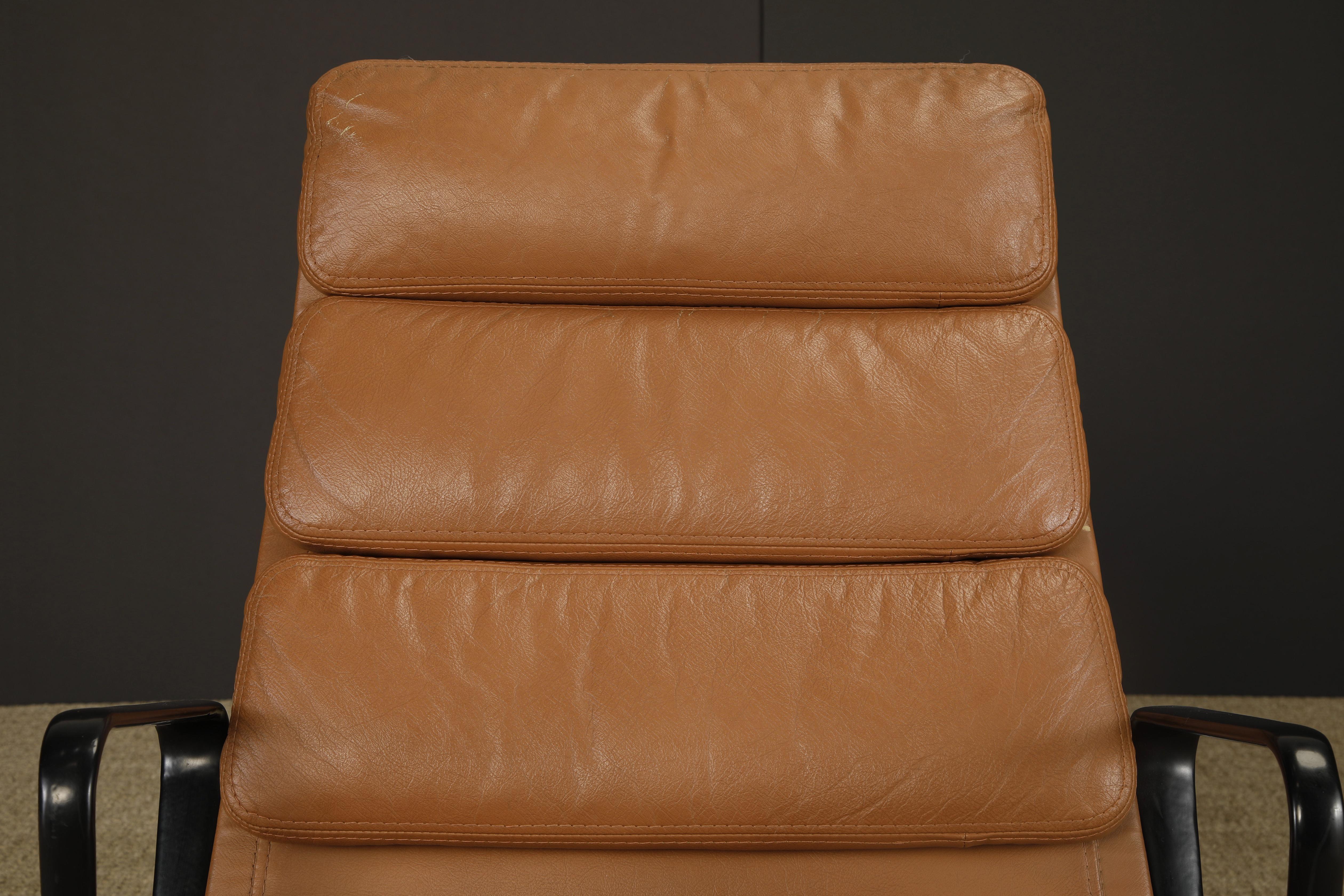 1970er Modell 'EA-416' Soft Pad Chair von Charles Eames für Herman Miller, signiert (amerikanisch) im Angebot