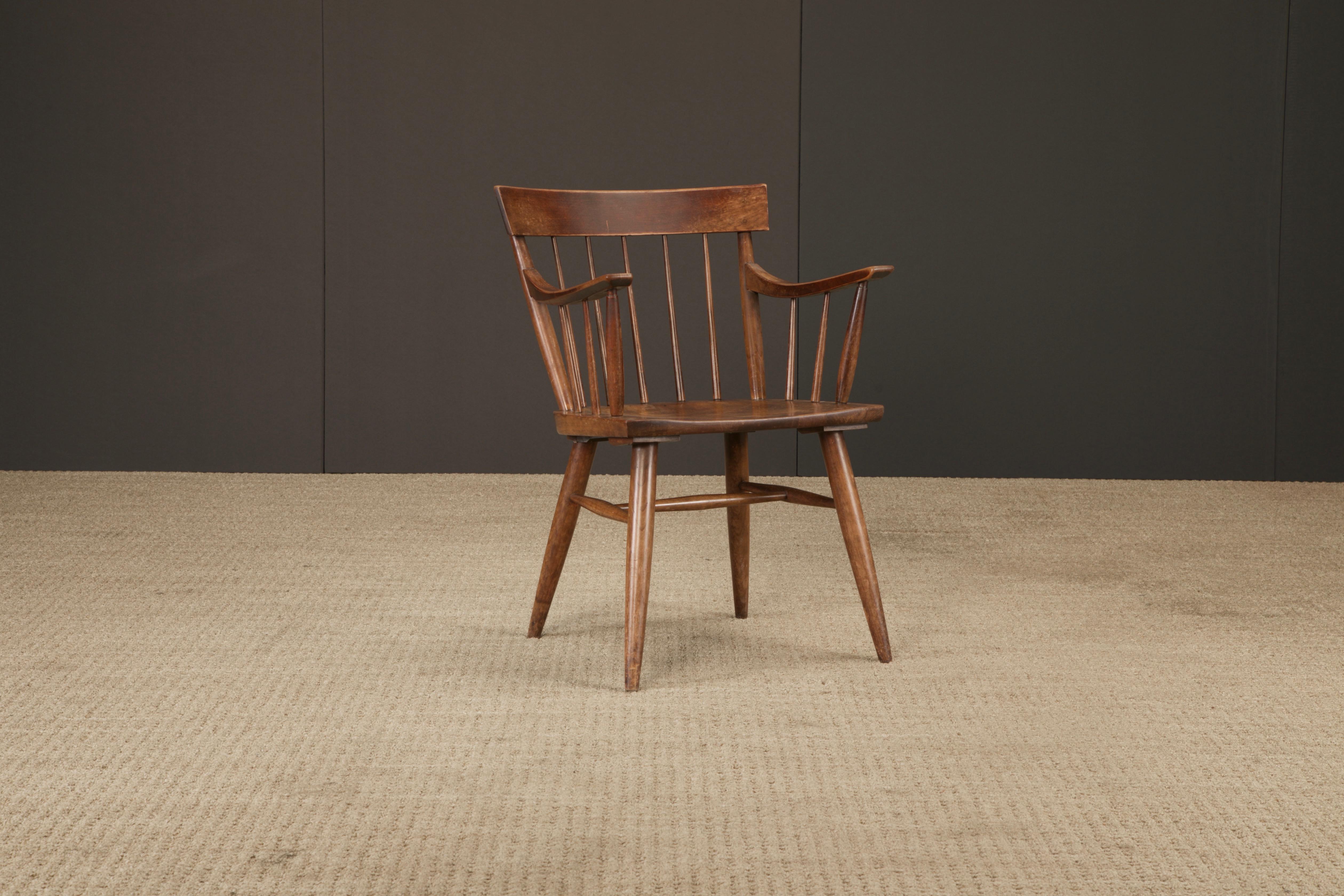 Fauteuils à dossier en cerisier massif du milieu du siècle de Willett Furniture Company en vente 4