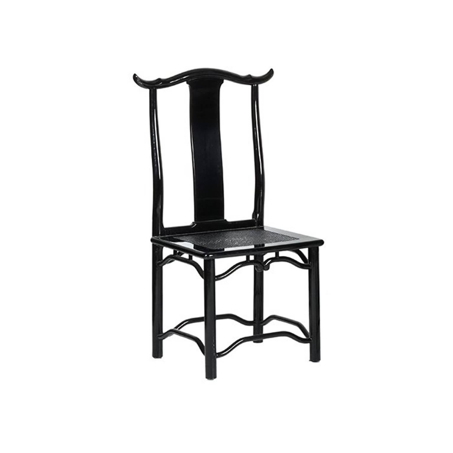 Chinoiserie Set of Eight Italian Black Lacquered Dining Chairs, circa 1970