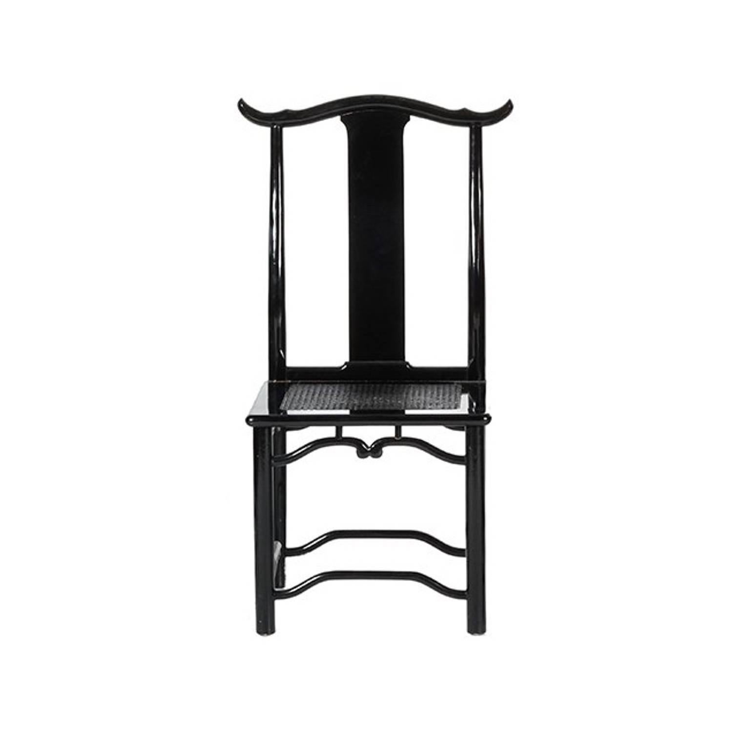 Late 20th Century Set of Eight Italian Black Lacquered Dining Chairs, circa 1970