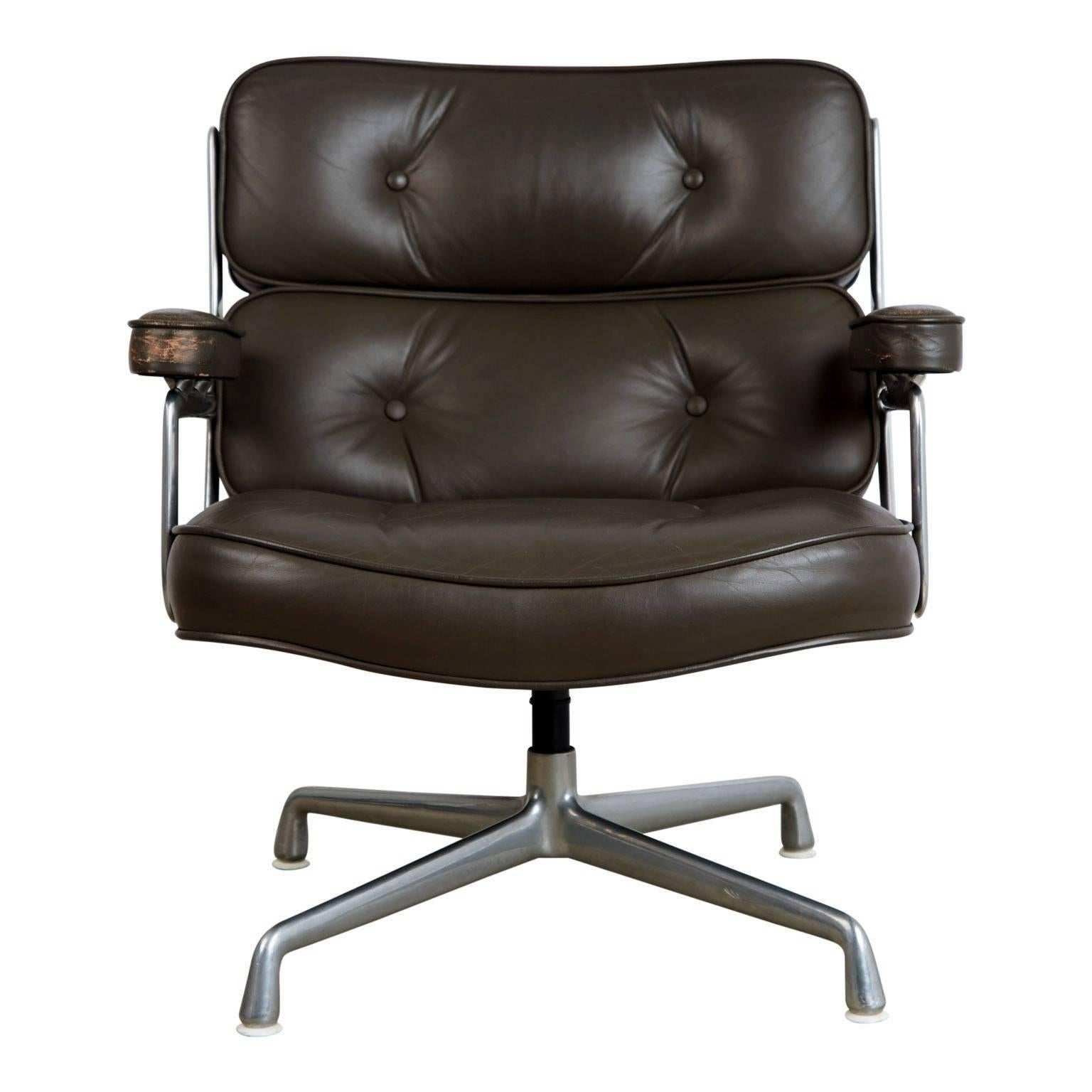 Mid-Century Modern Dark Grey Time Life Lobby Lounge Chairs by Charles Eames for Herman Miller 