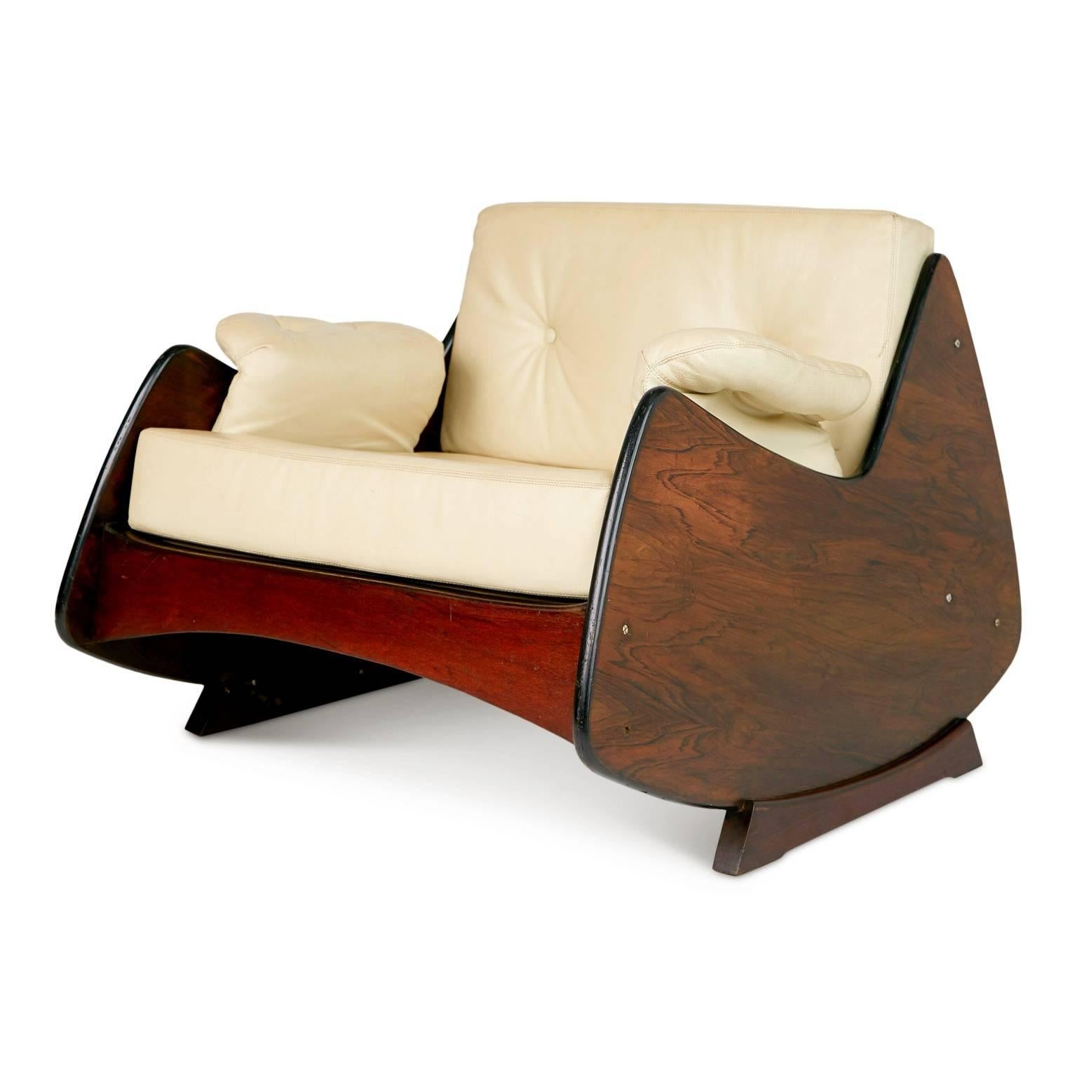 Mid-Century Modern Jorge Zalszupin Jacaranda and Leather Lounge Chairs, Pair, Brazil circa 1960