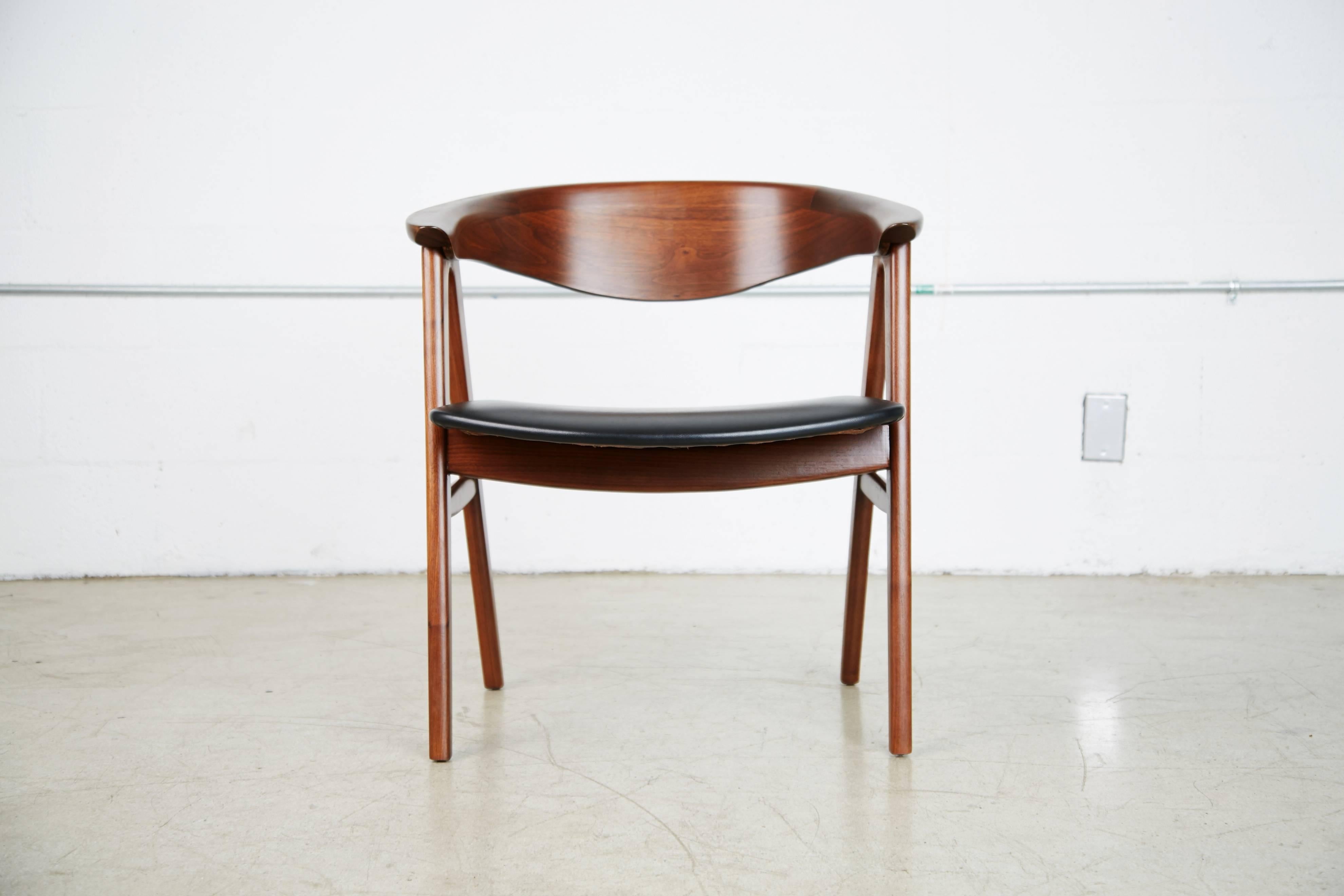 Erik Kirkegaard Restored Walnut Lounge Chair, Denmark, circa 1950 3