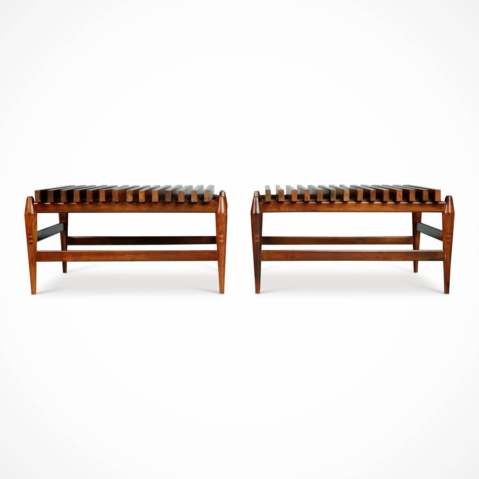 Liceu De Artes e Oficios Jacaranda Slatted Side Tables, Pair, Brazil, circa 1950 In Excellent Condition In Los Angeles, CA