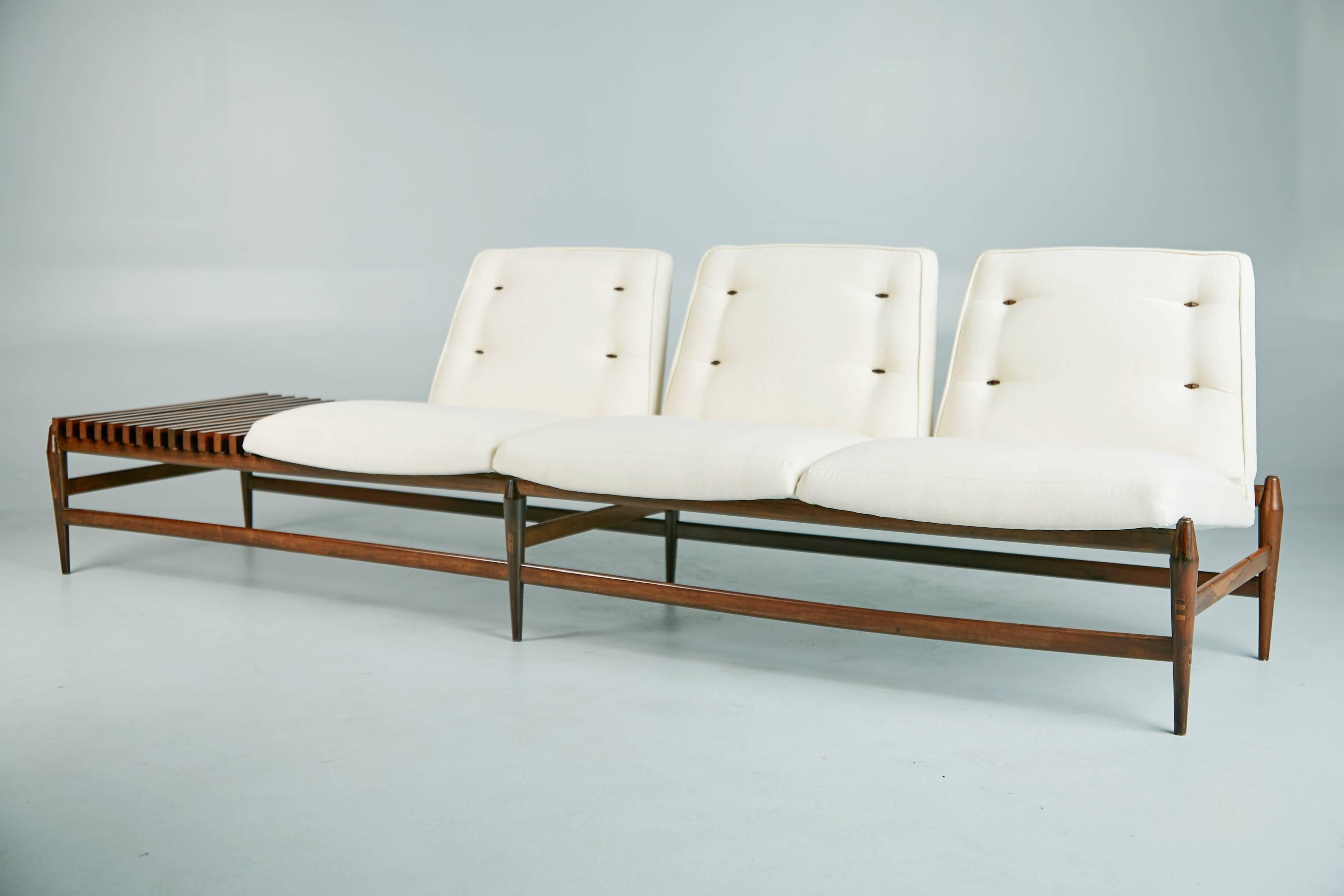 Liceu De Artes e Oficios Jacaranda Sofa, Brazil, circa 1950 In Excellent Condition In Los Angeles, CA