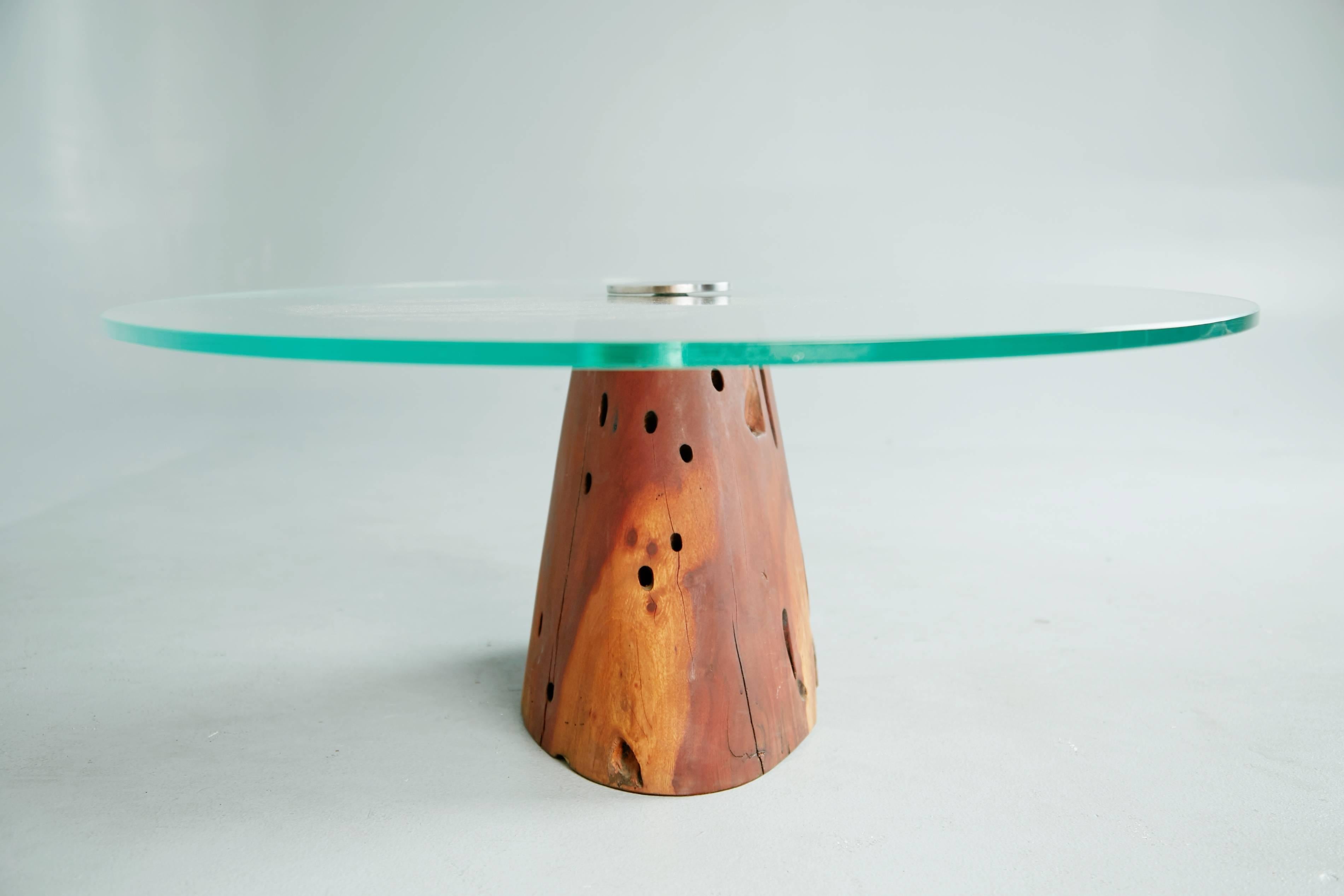 XXIe siècle et contemporain Table basse en bois de jatoba récupéré et en verre signée Tunico T, Brésil en vente