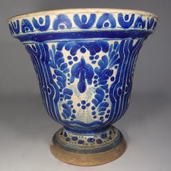 Uriarte Talavera Urn