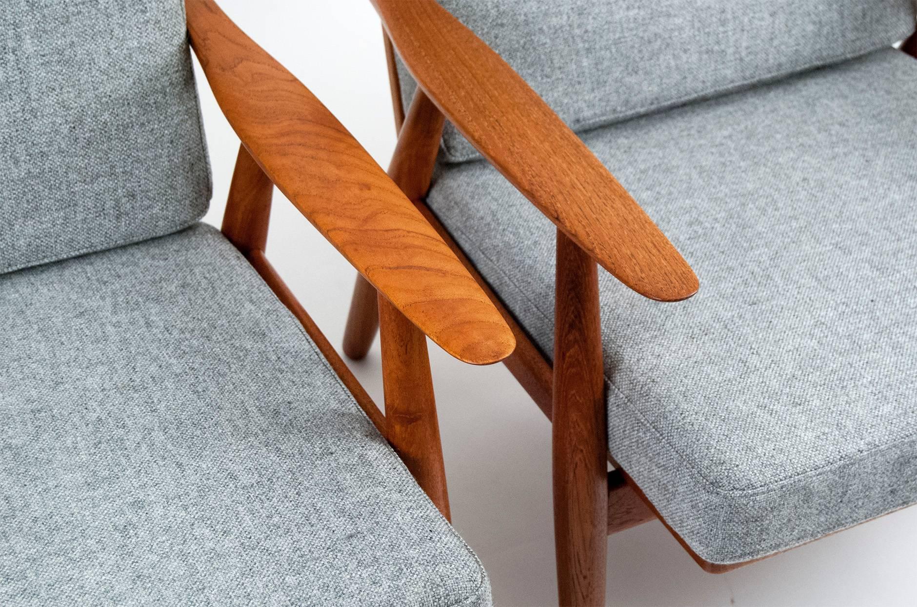 Scandinavian Modern Hans Wegner GE-270 Danish Teak Lounge Chairs