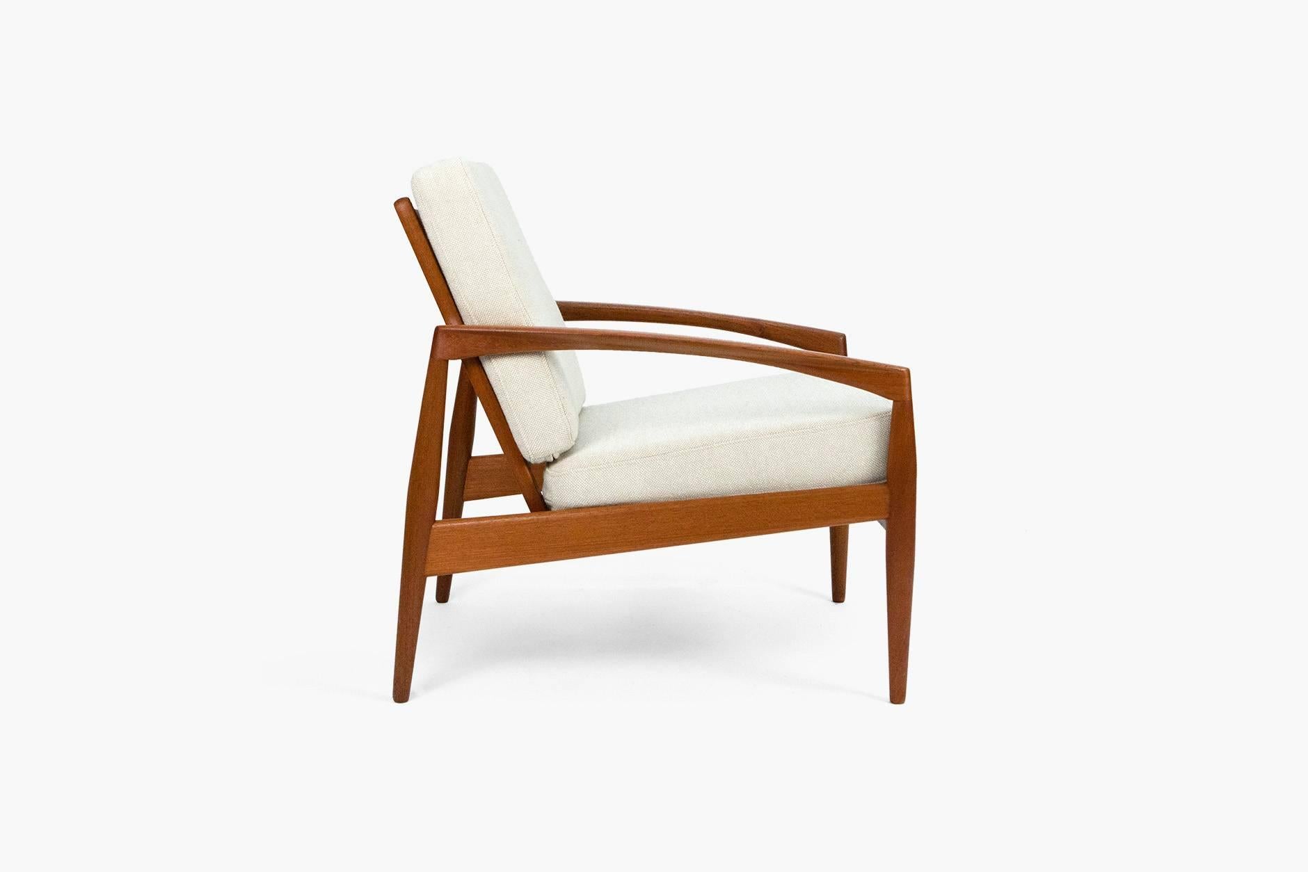 Kai Kristiansen paper knife model 161 chairs, circa 1955. Produced by Magnus Olesen, Denmark. Teak frames with new cushions covered in Kvadrat Hallingdal fabric.
