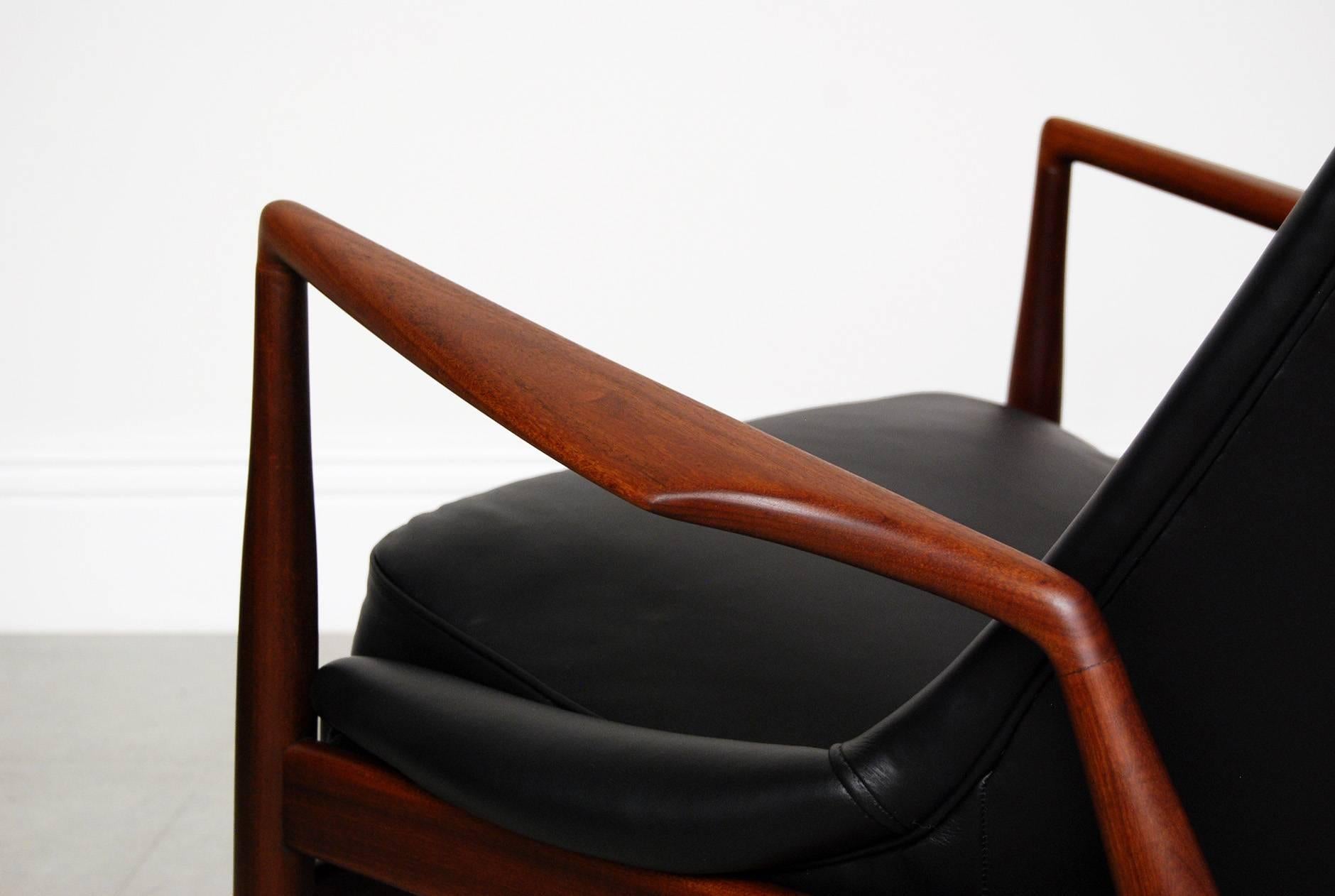 Leather Ib Kofod-Larsen 'Seal' Chair