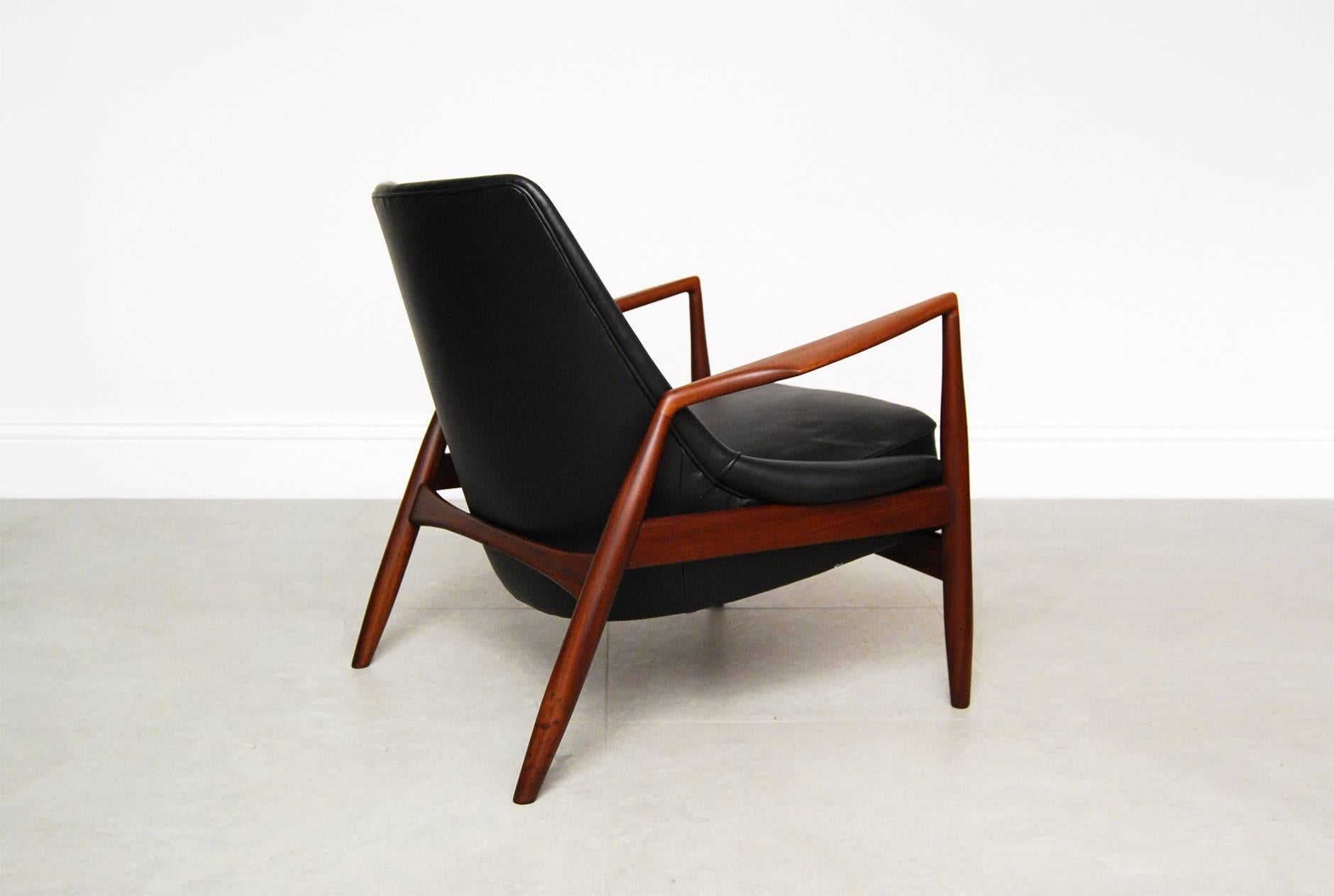 Ib Kofod-Larsen 'Seal' Chair 3