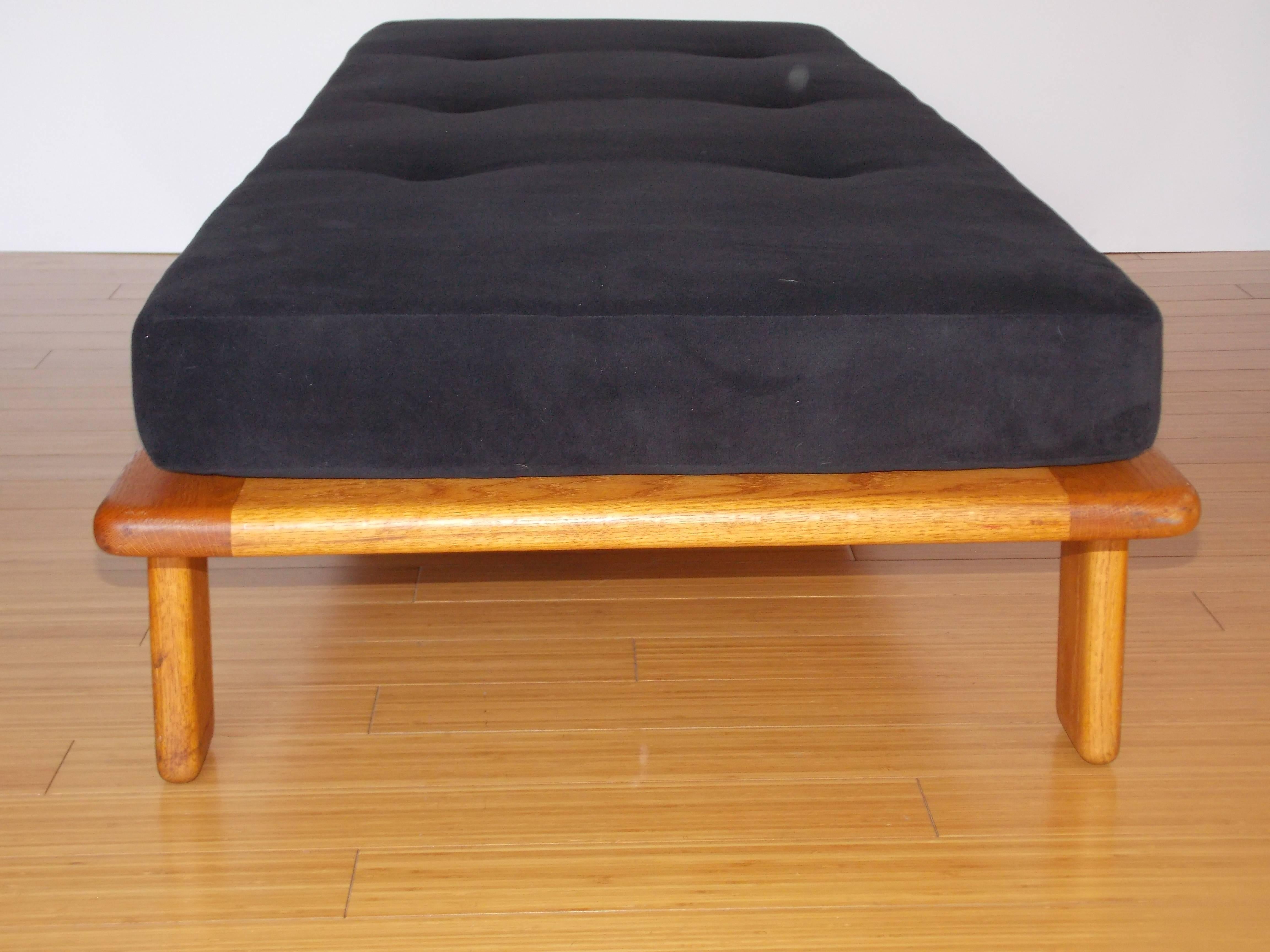 Gerald McCabe Bench or Daybed California Design In Good Condition In Los Angeles, CA