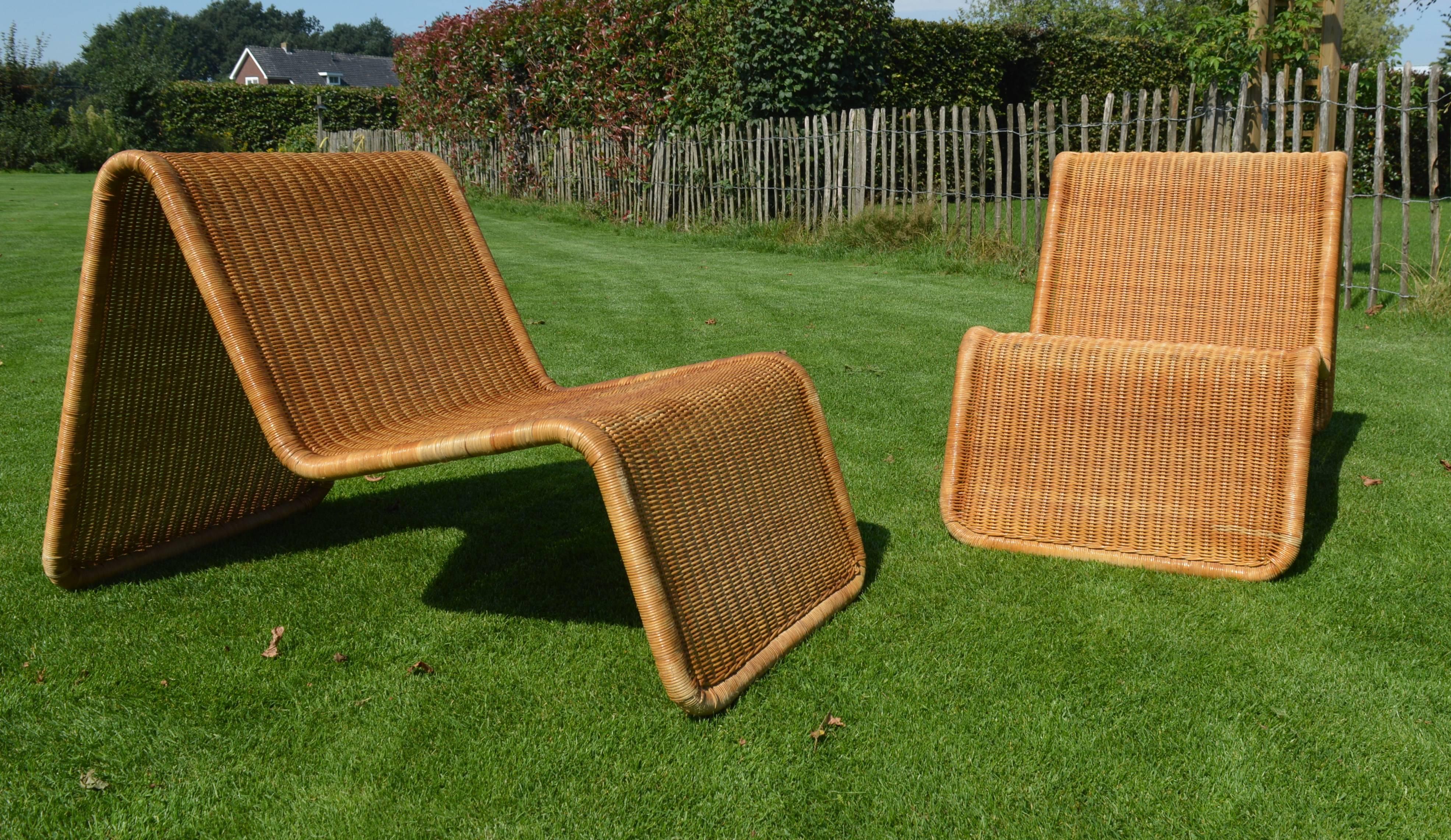 Steel Pair of Wicker Lounge Chairs by Tito Agnoli for Bonacina, Italy, 1960s